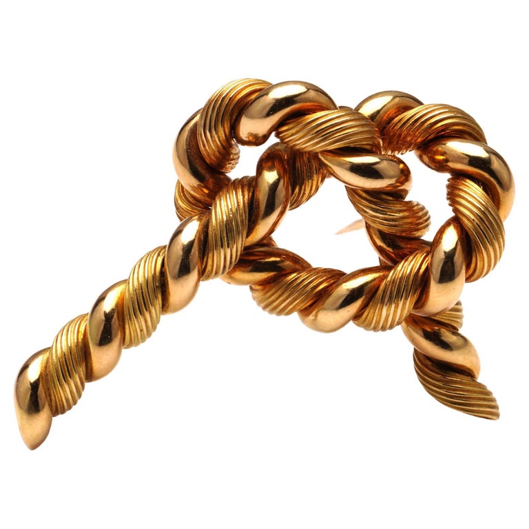 Vintage 18kt. Yellow Gold Hermès Tied Gold Knot Brooch of Rope Design For  Sale at 1stDibs