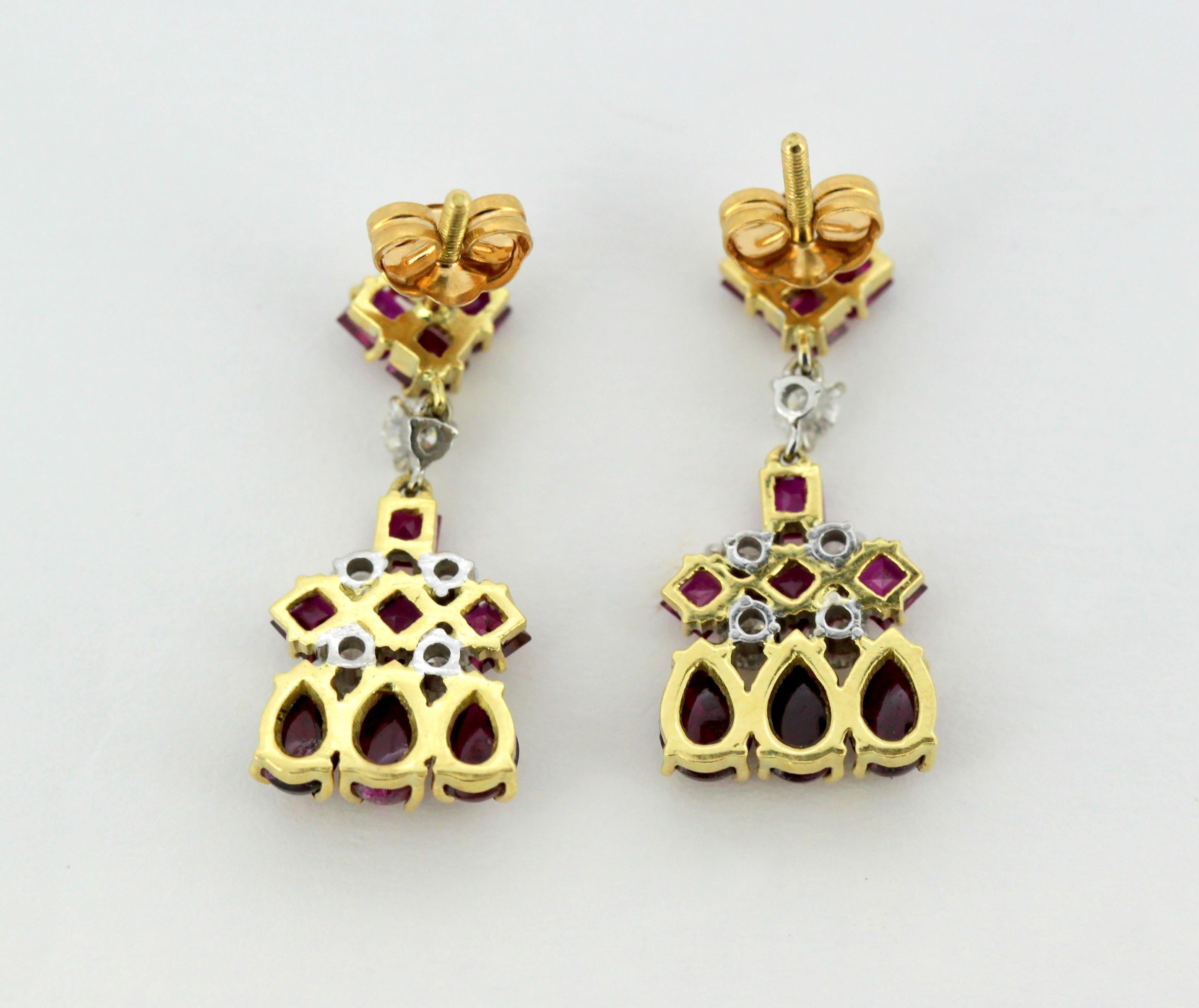 Vintage 18 Karat Yellow Gold Ladies Stud Earrings with Rubies and Diamonds 1990s 4