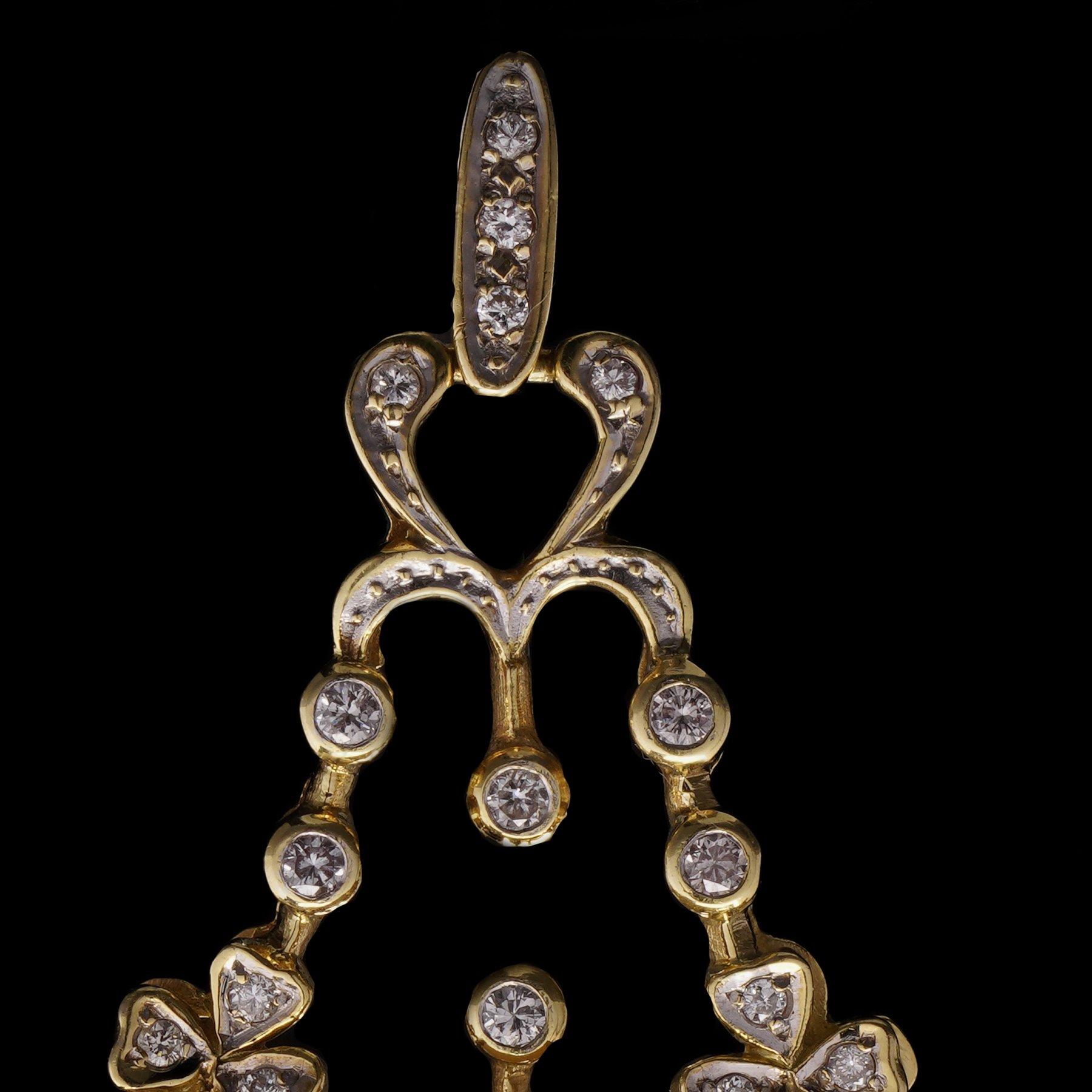 Taglio ovale Pendente/spilla d'epoca in oro giallo 18kt con opale e diamanti in vendita