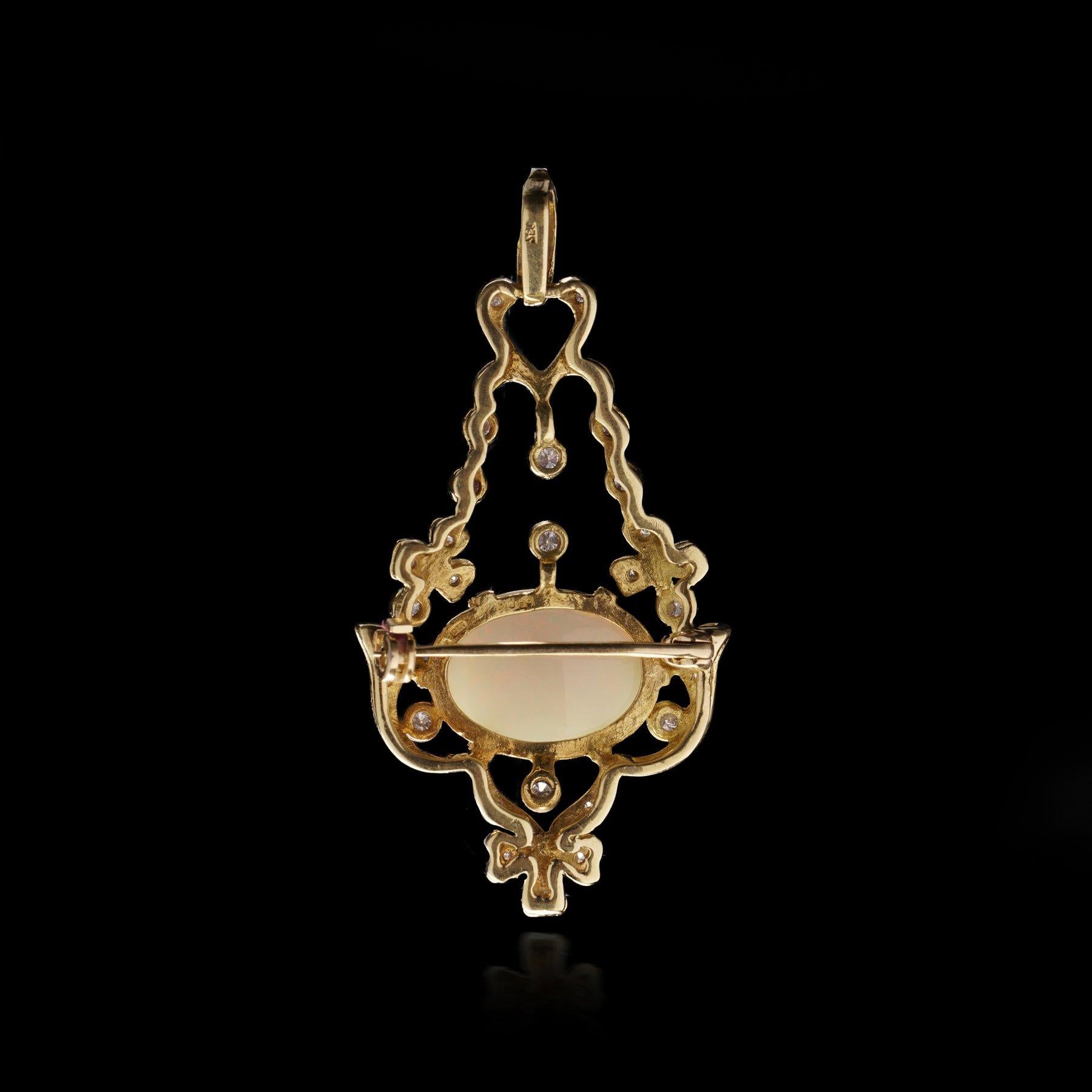 Pendente/spilla d'epoca in oro giallo 18kt con opale e diamanti in vendita 2