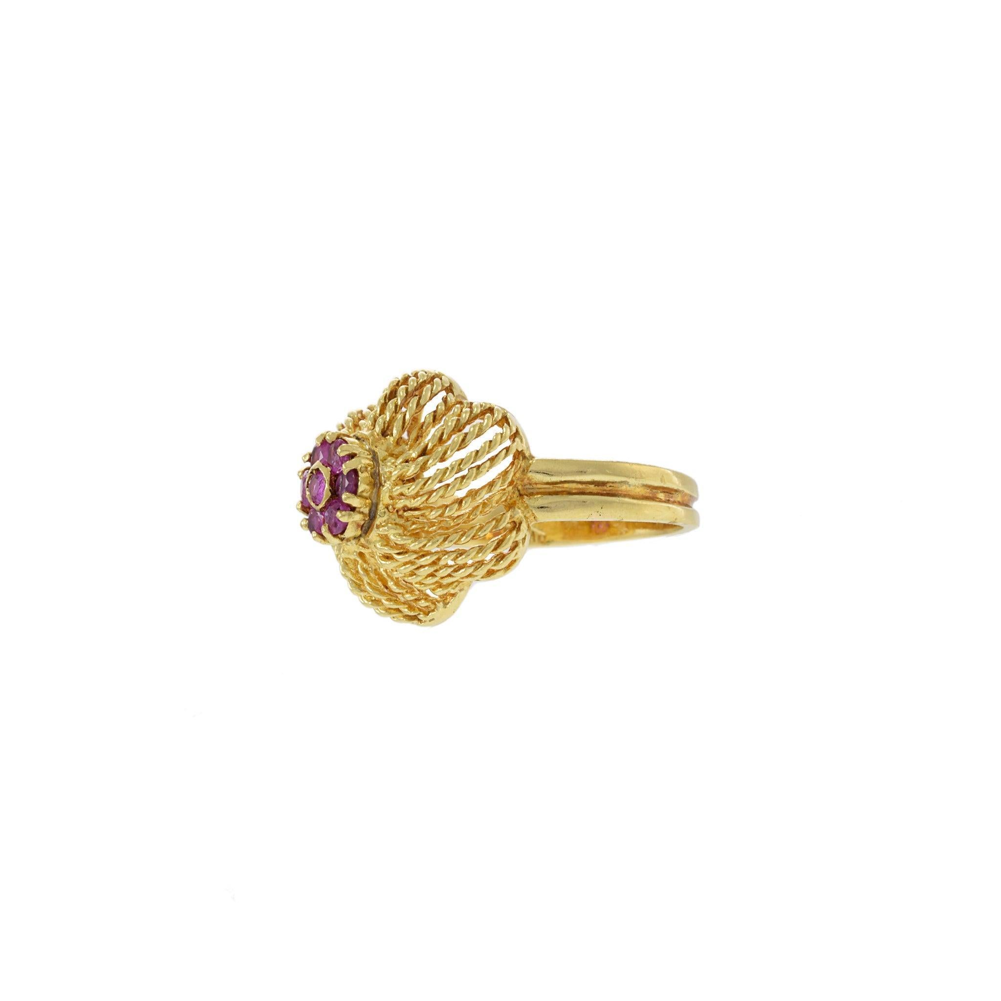 Round Cut Vintage 18KT Yellow Gold Retro Era Spiral Ruby Cluster Ring For Sale