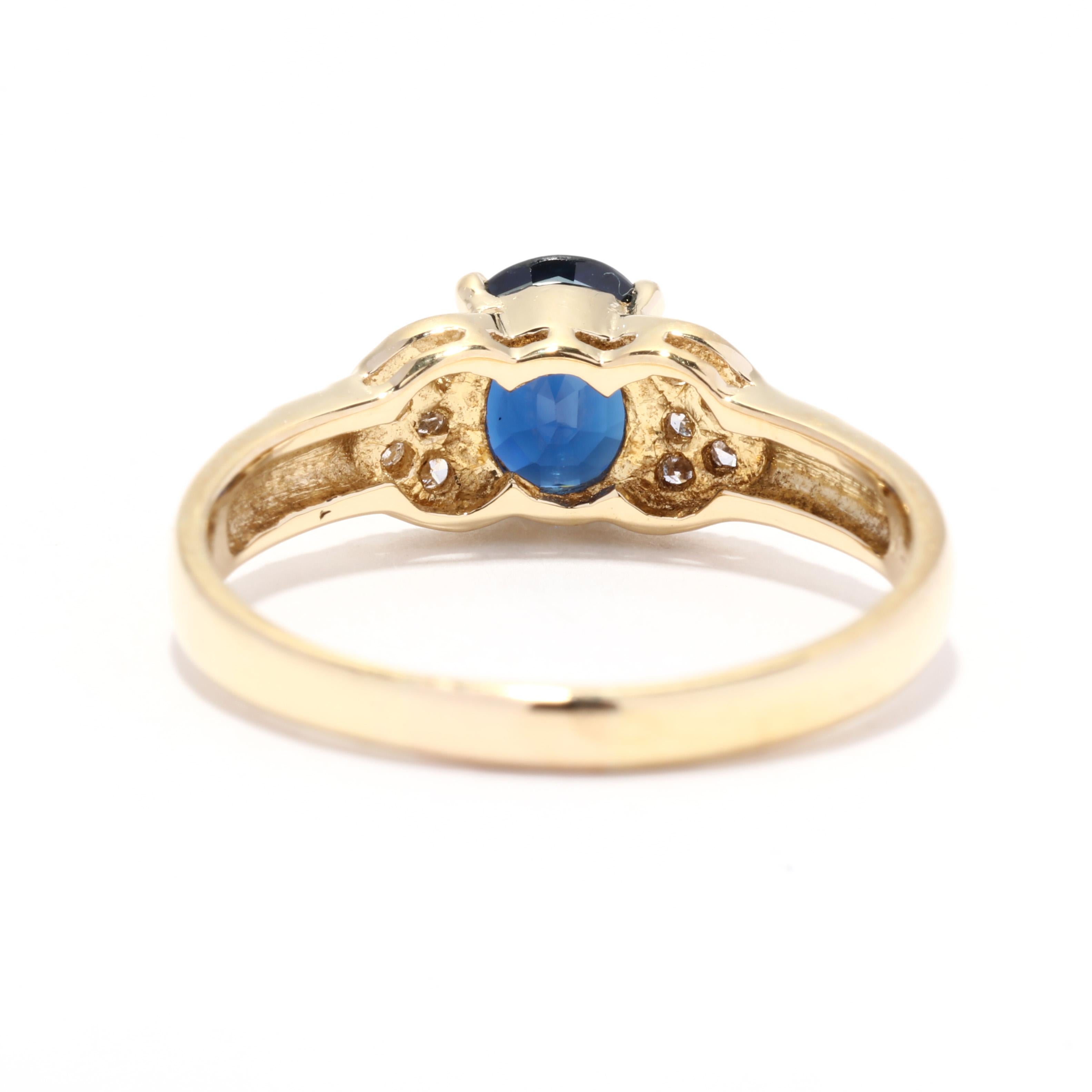 Vintage 18KT Gelbgold Saphir-Diamant-Ring, ovaler natürlicher Saphir (Ovalschliff) im Angebot