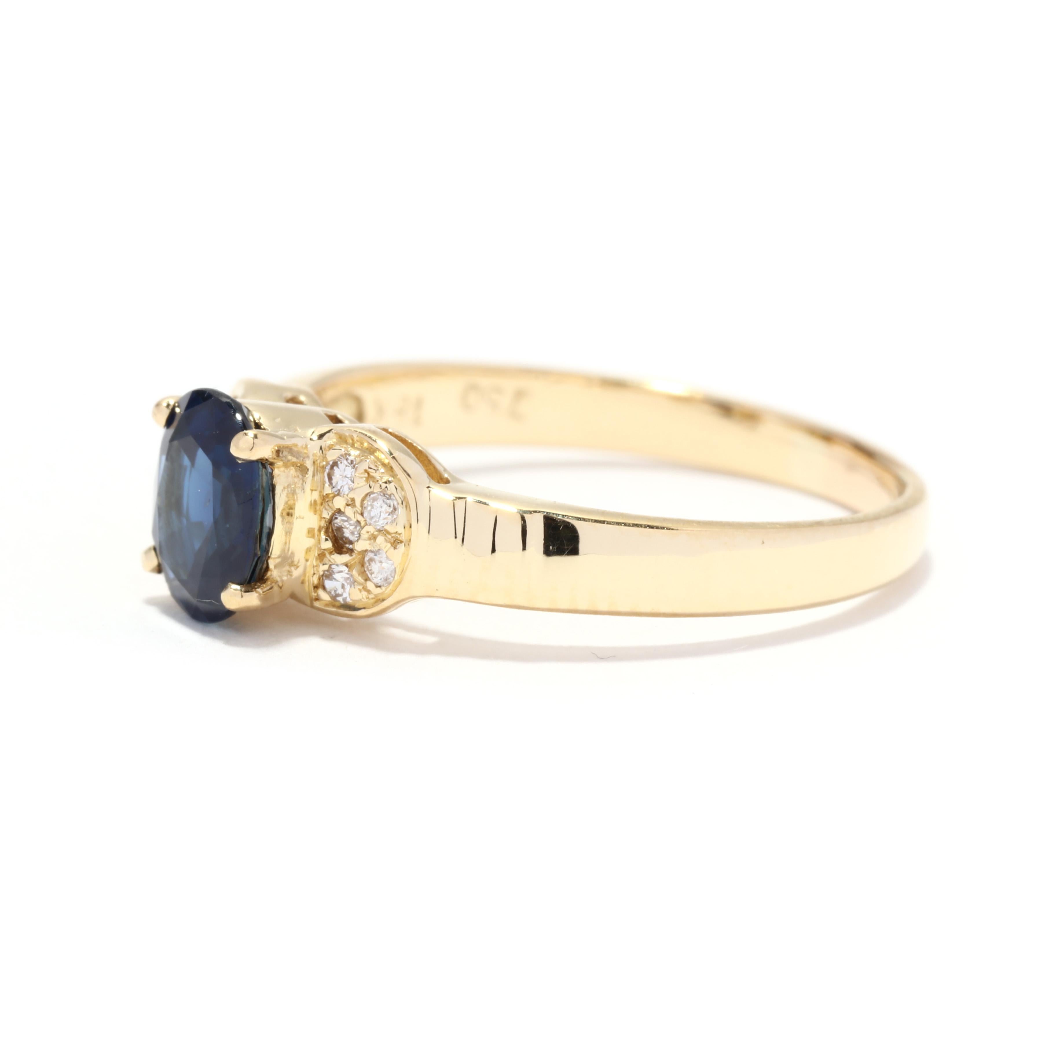 Vintage 18KT Yellow Gold Sapphire Diamond Ring, Oval Natural Sapphire In Good Condition For Sale In McLeansville, NC