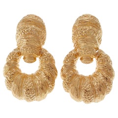 Orecchini vintage conchiglia in oro giallo 18KT con fondelli Omega