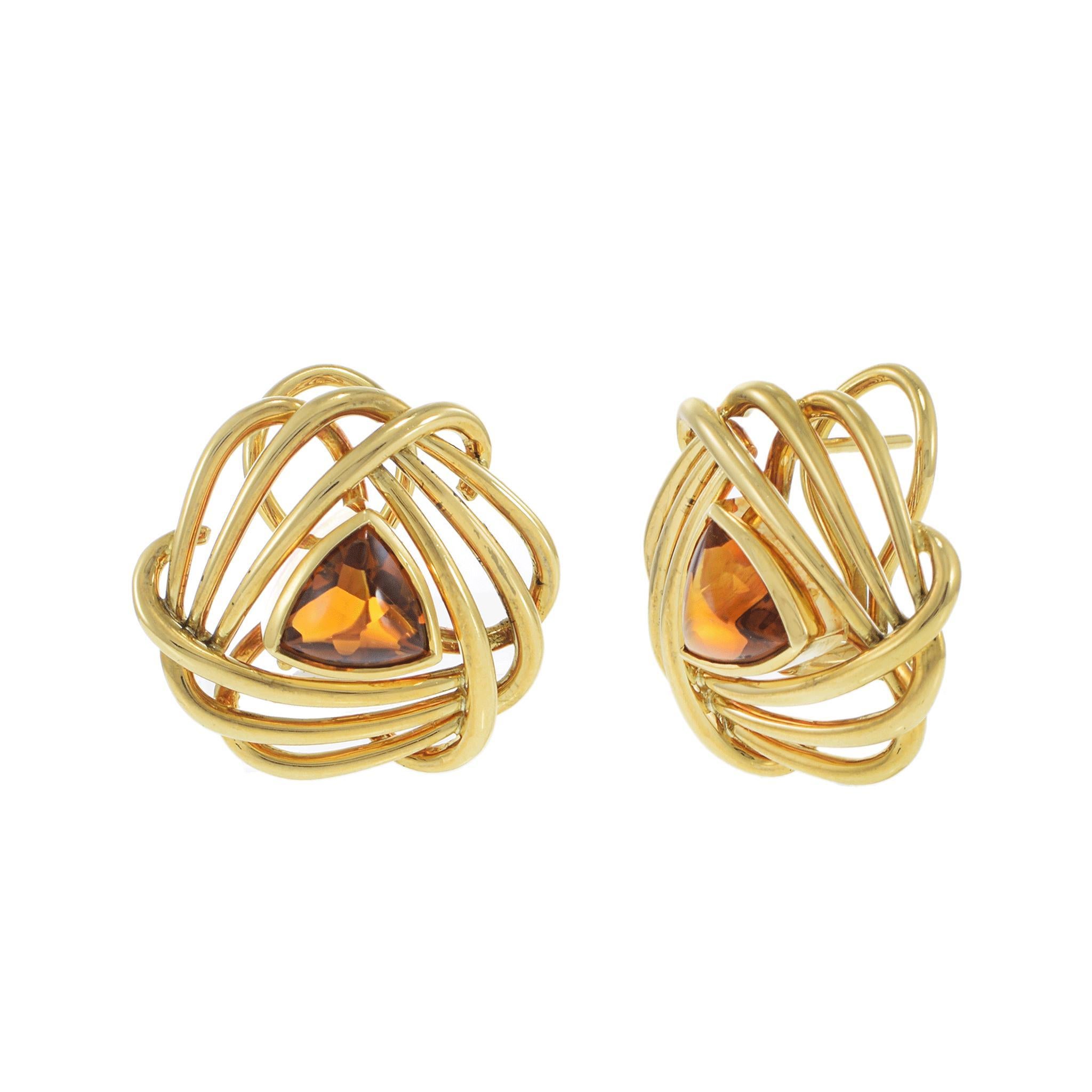Modern Vintage 18KT Yellow Gold Spiral Earrings with Trillion Golden Topaz For Sale