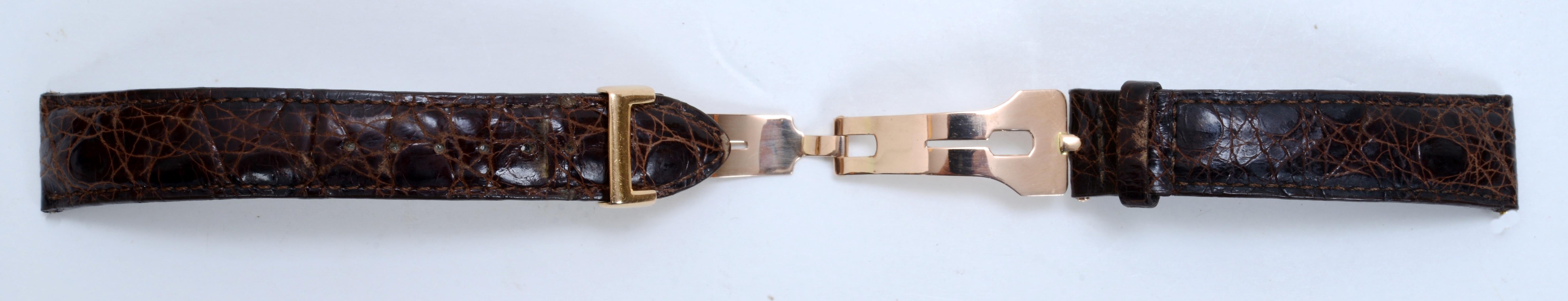 Vintage 18kt Yellow Gold Watch Deployment Buckle, 18mm, With Used Crocodile Band Unisexe en vente