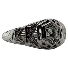 Vintage 18KW Gold Filigree Diamond Ring