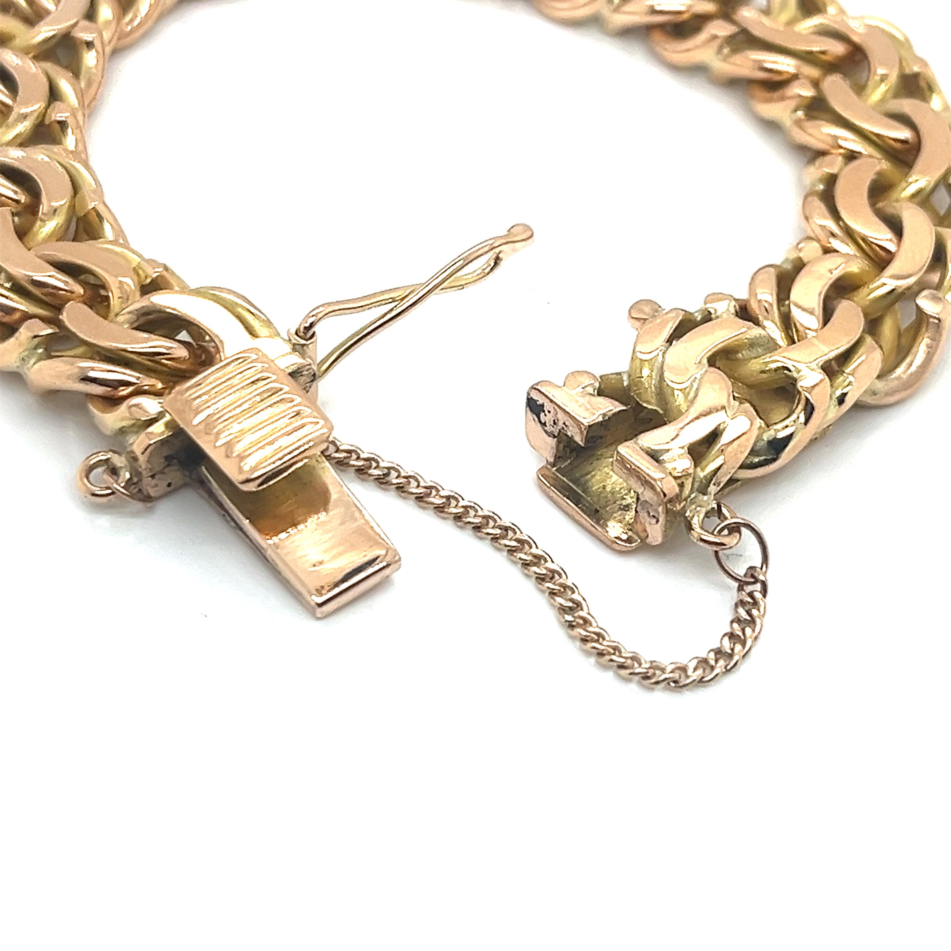Vintage 18ky Heavy Wide Charm Bracelet en vente 1