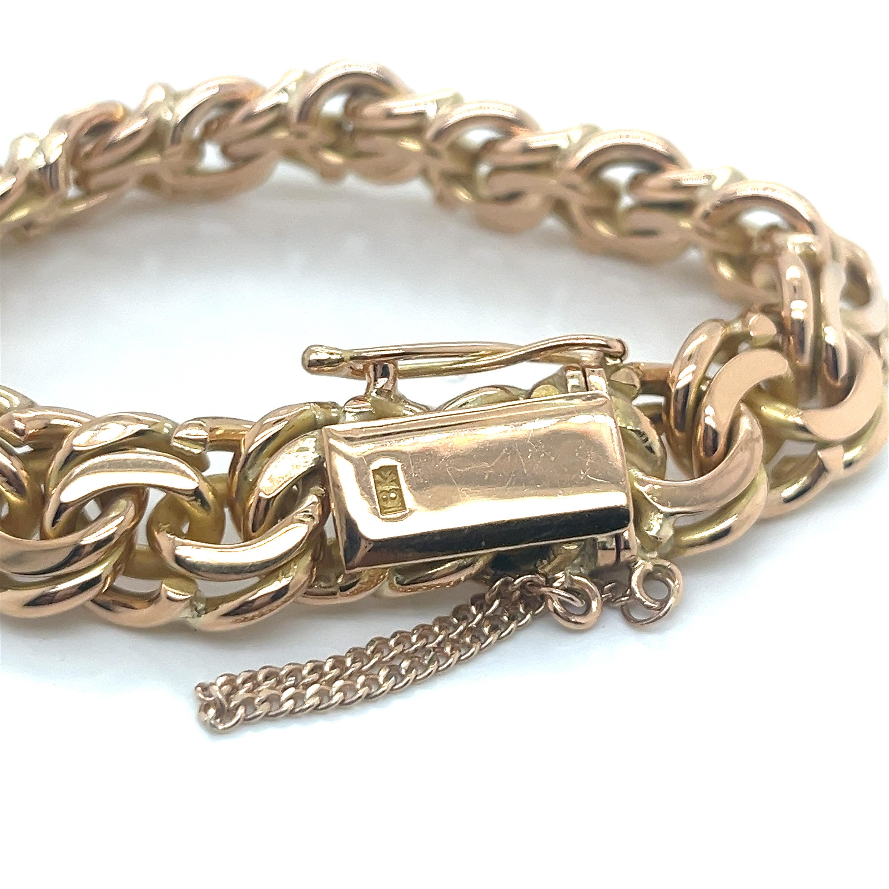 Vintage 18ky Heavy Wide Charm Bracelet en vente 2