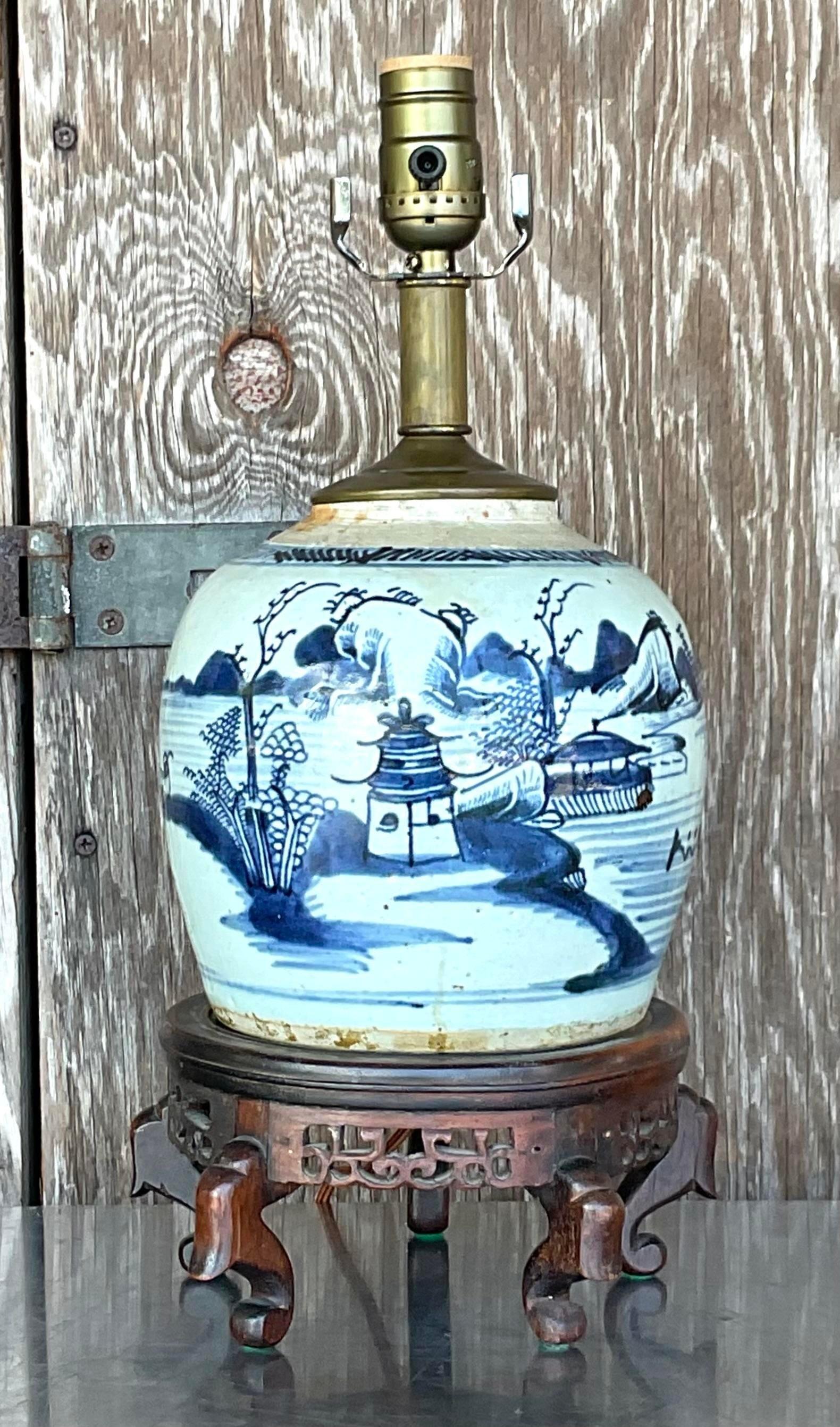 Vintage 18th Century Asian Ginger Jar Lamp In Good Condition For Sale In West Palm Beach, FL
