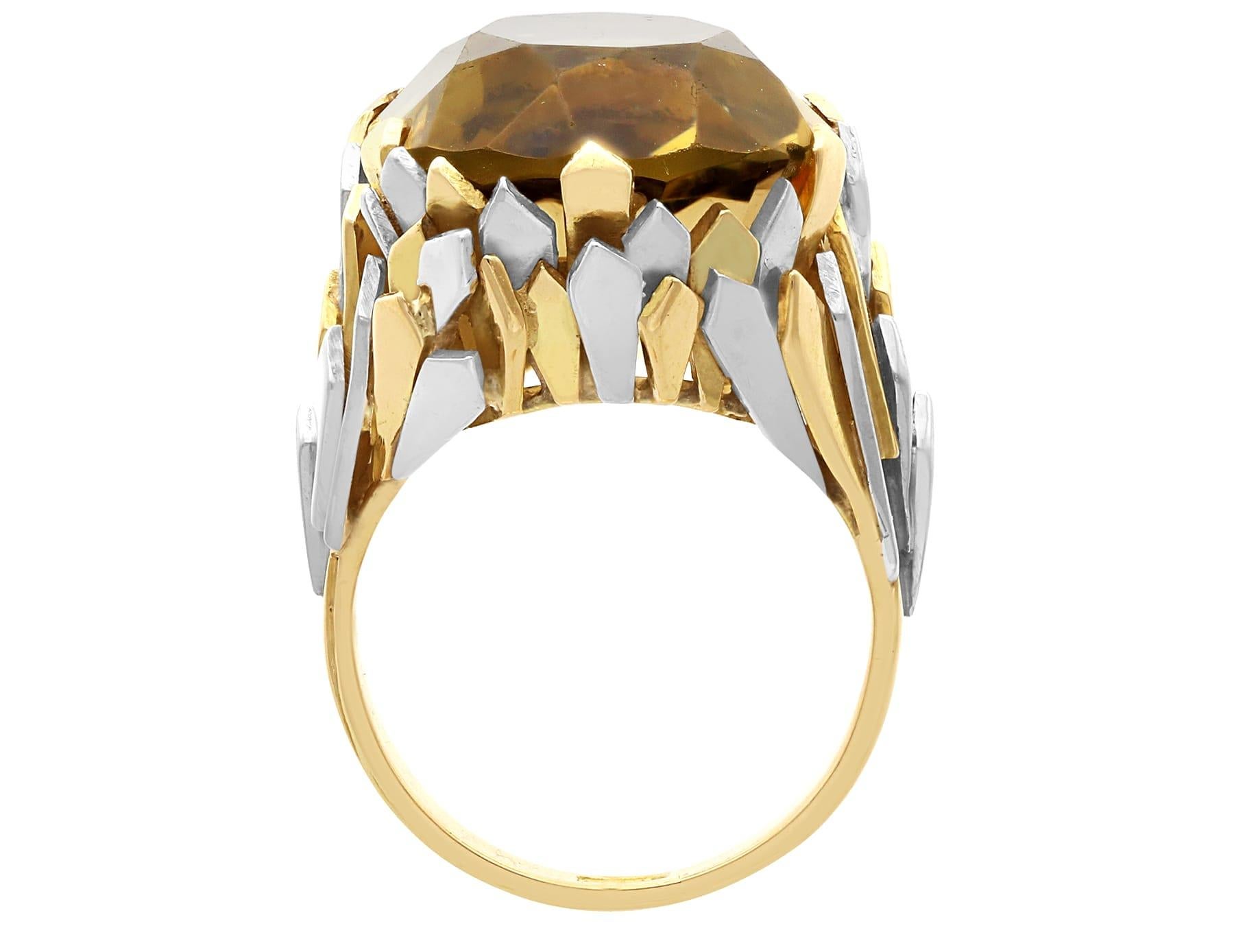 Women's or Men's Vintage 19.05Ct Smoky Quartz and 18k Yellow Gold Cocktail Ring Circa 1970 For Sale