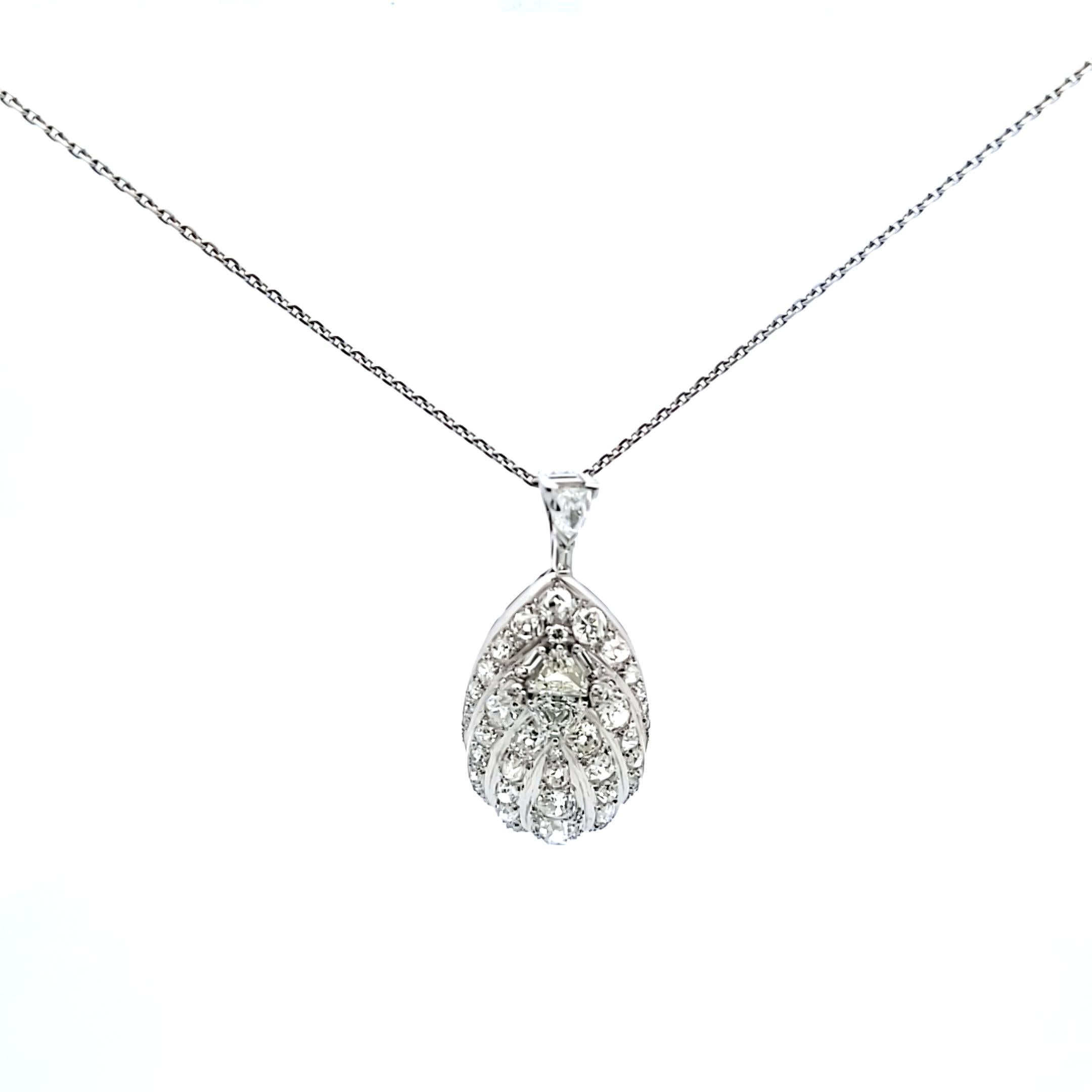 Donna Vintage By 19,10 grammi 6,50 carati J SI1 Collana con diamante in platino in vendita