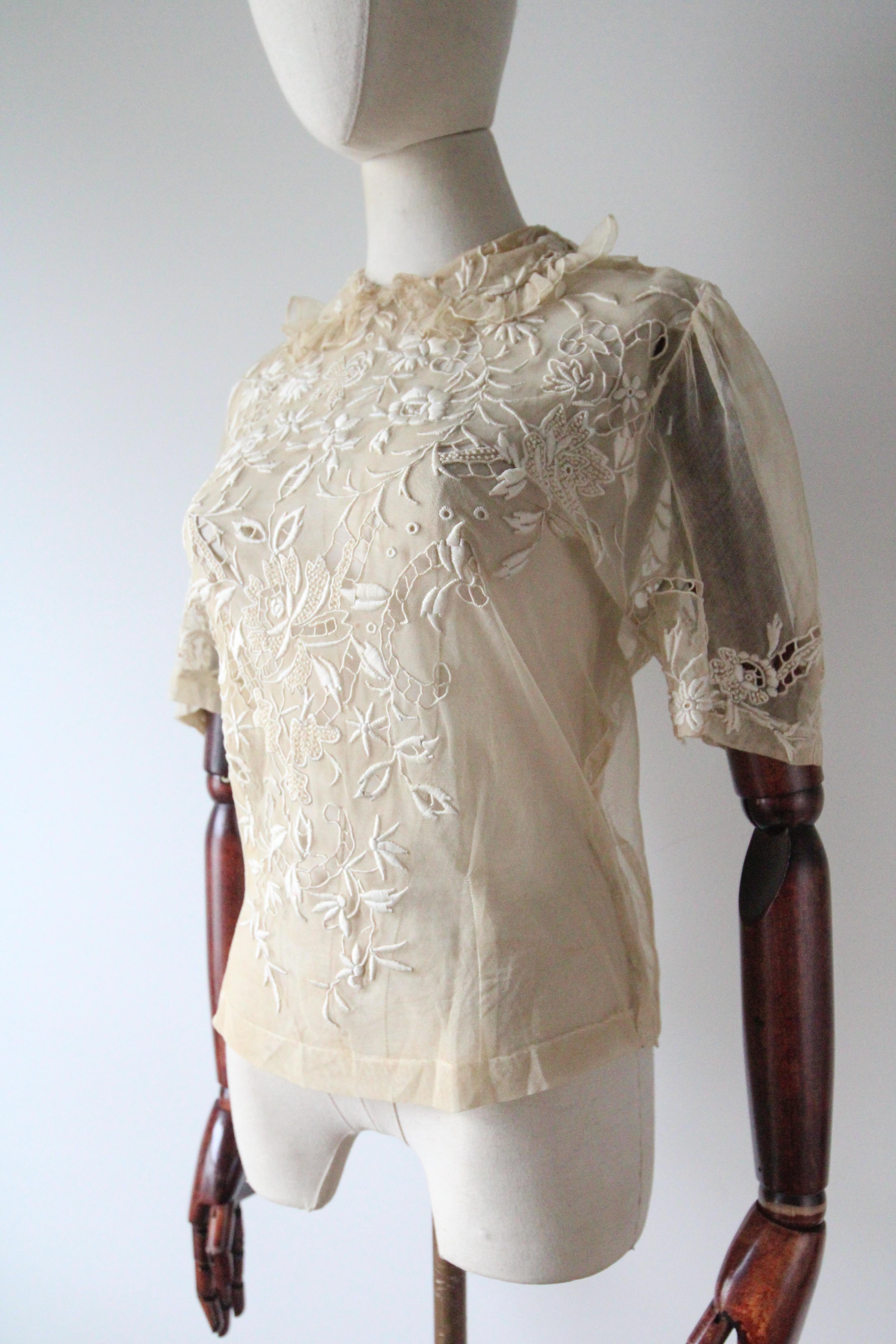 Vintage 1910's Lace and tulle floral embroidered embroidered blouse UK 8-10 2