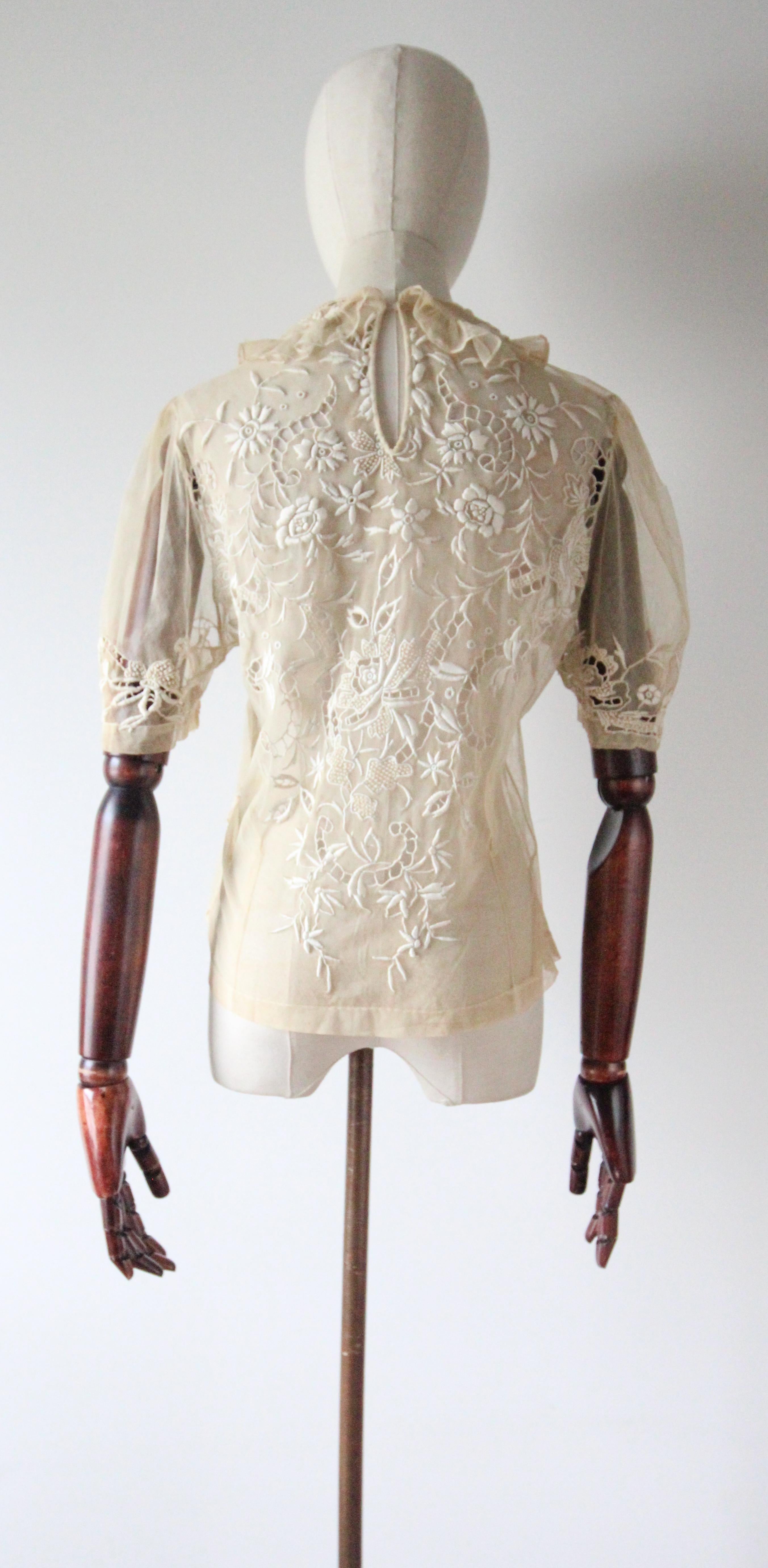 Vintage 1910's Lace and tulle floral embroidered embroidered blouse UK 8-10 4