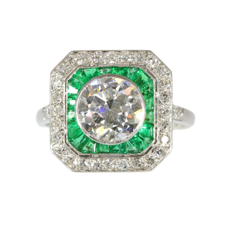 Art Deco Vintage 1.92 Carat Diamond & Brazilian Emerald Platinum Engagement Ring