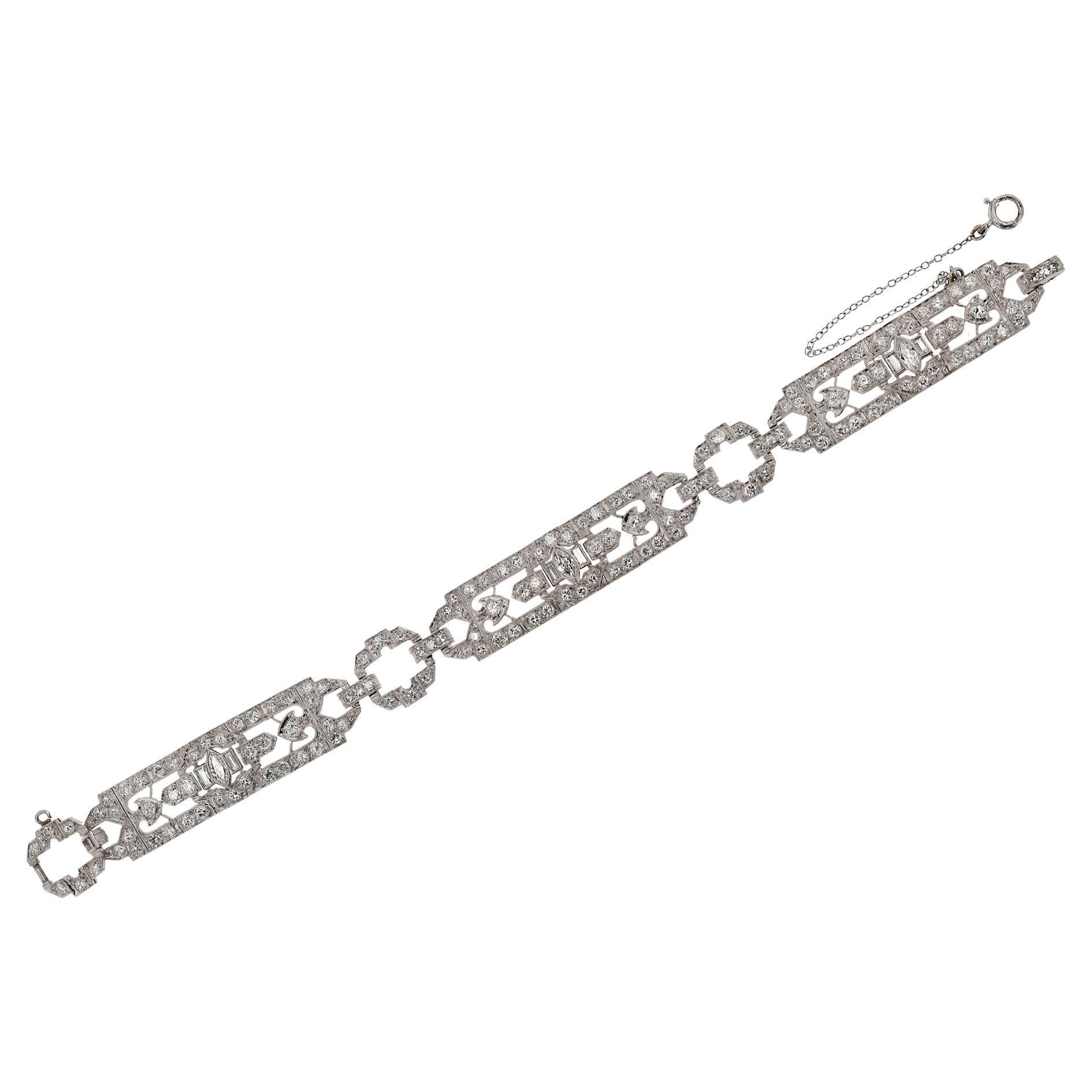 Vintage 1920s 4 Carats Antique Diamond Platinum Art Deco Bracelet For Sale