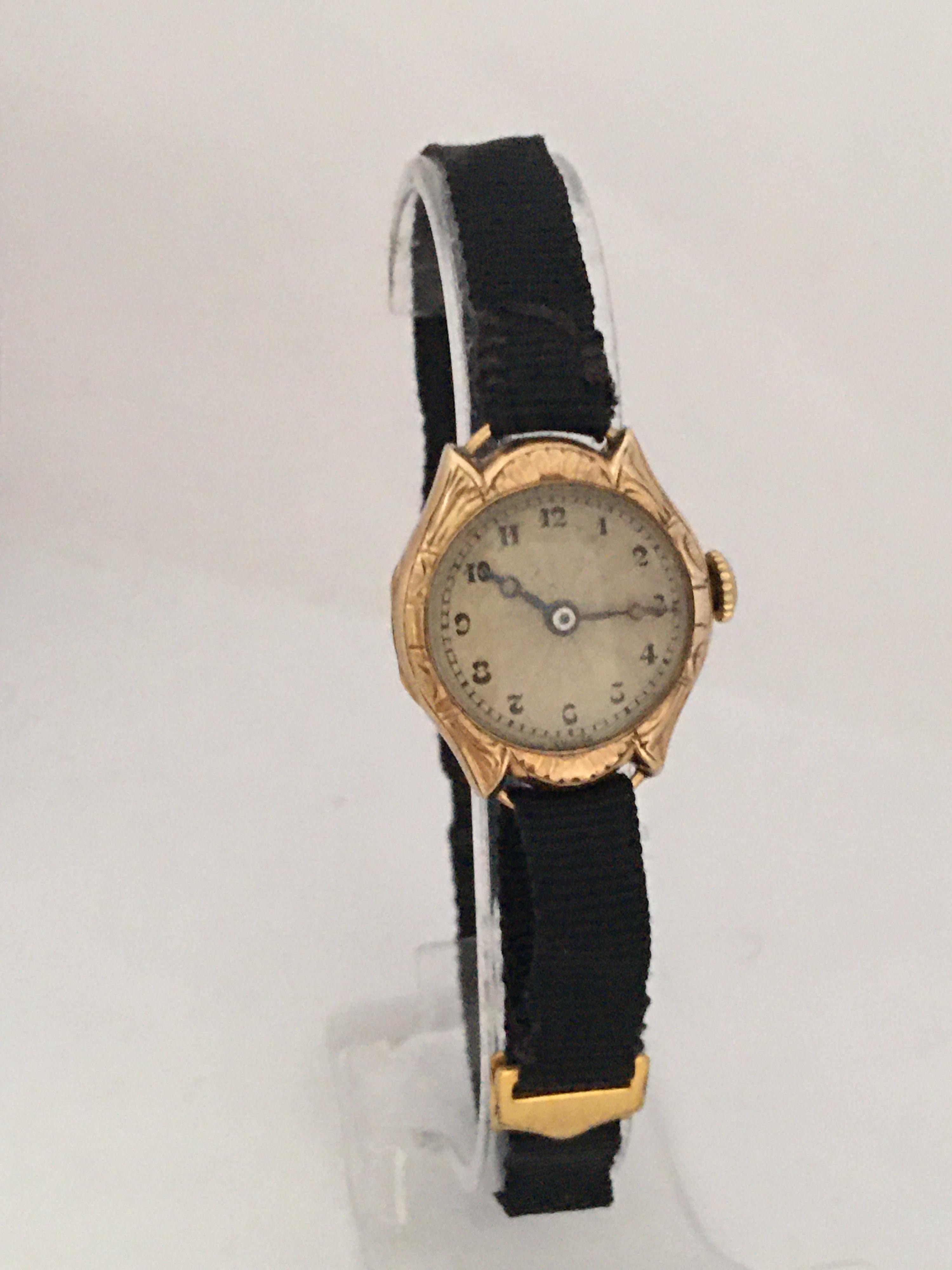 Vintage 1920s 9 Karat Gold Ladies Mechanical Watch In Good Condition For Sale In Carlisle, GB