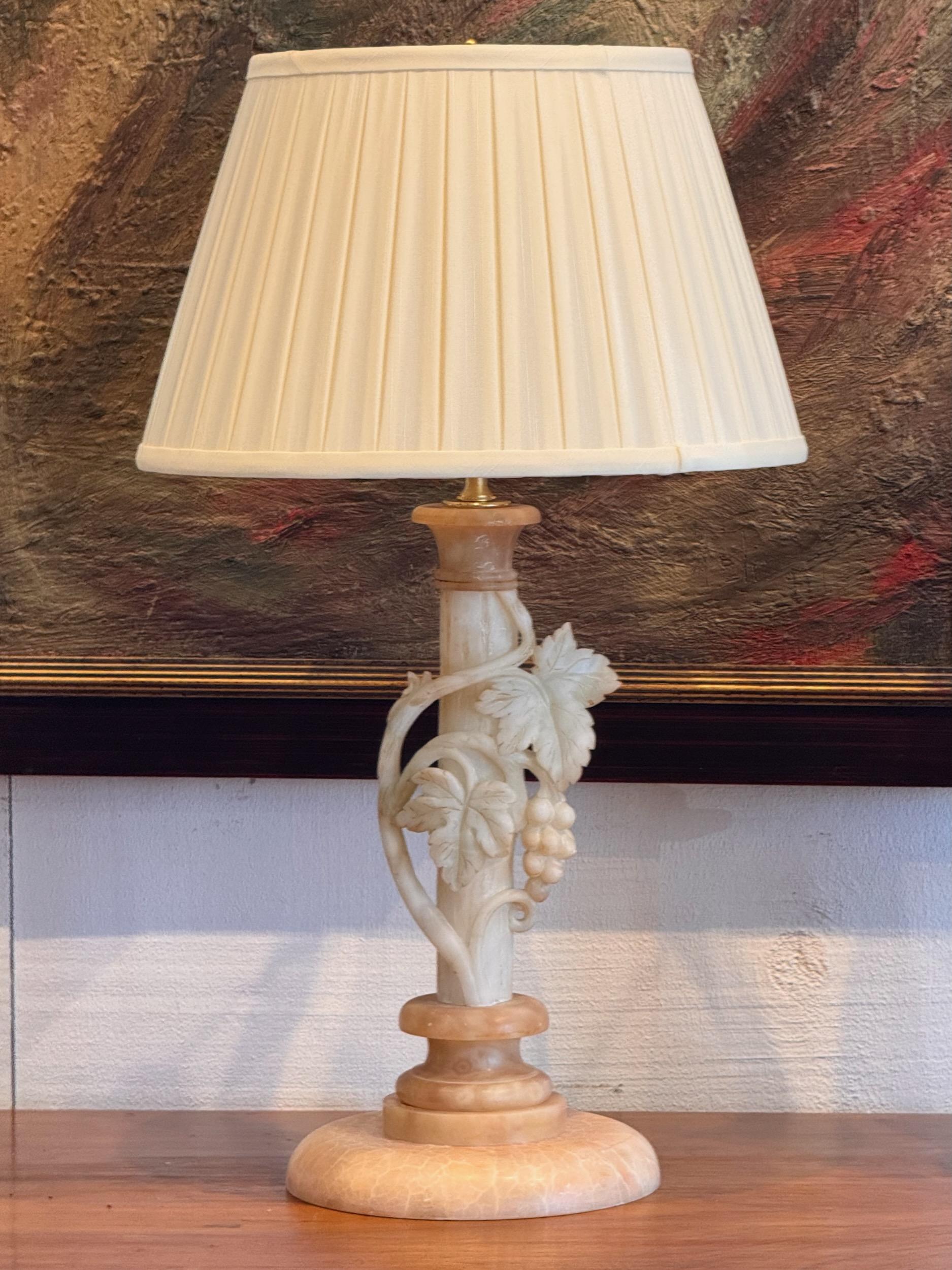 Lámpara vintage de alabastro de los años 20 Italiano en venta