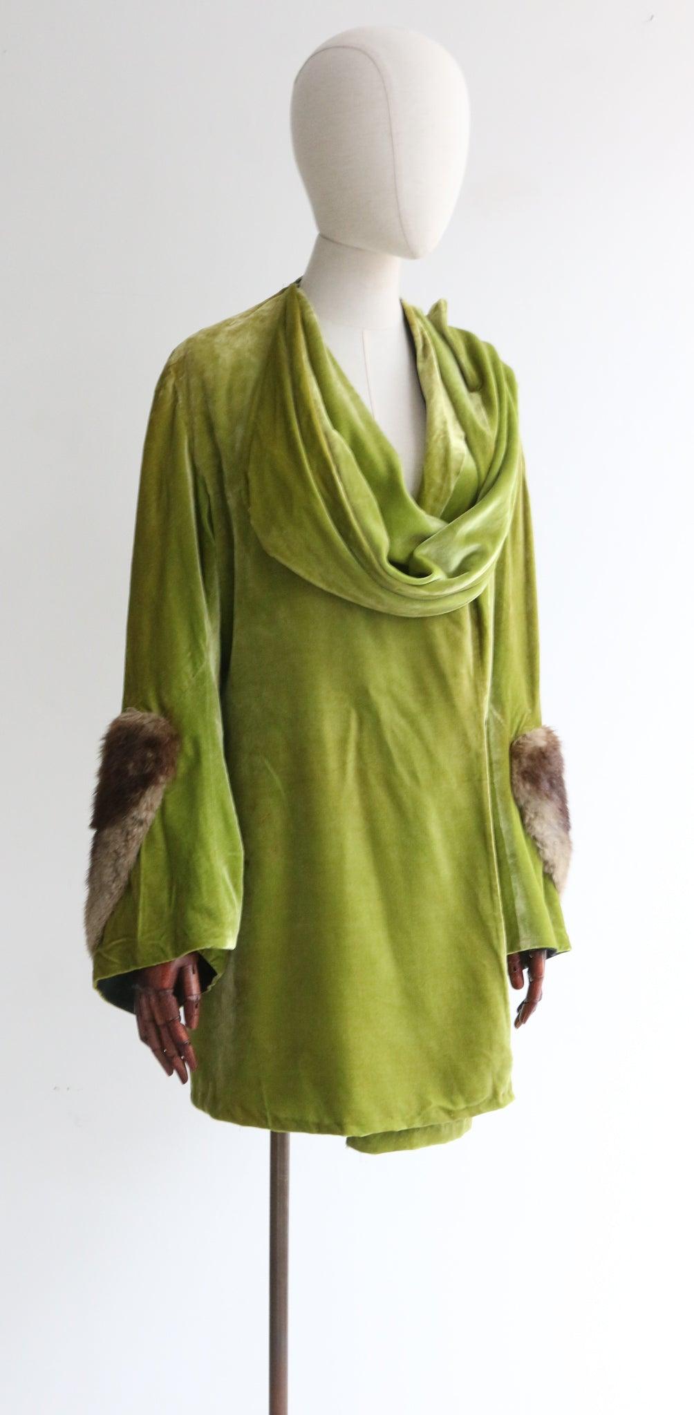 Women's Vintage 1920's Apple Green French Silk Velvet Coat UK 10 US 6