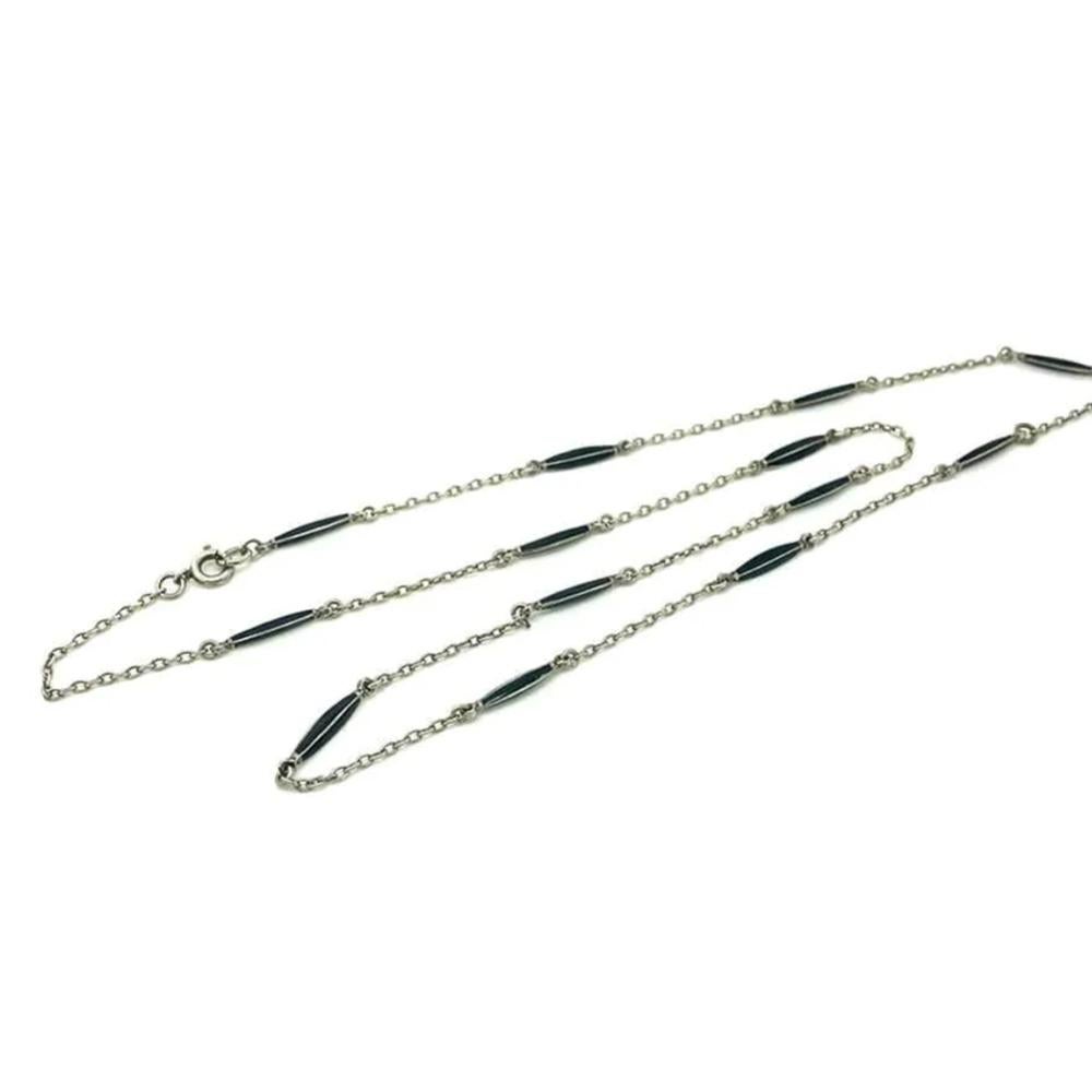 Women's Vintage 1920s Art Deco Black Enamel & Silver Chain Necklace For Sale