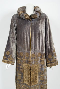 Vintage 1920's Babani Paris Couture Metallic Gold Lame Embroidered Velvet Coat