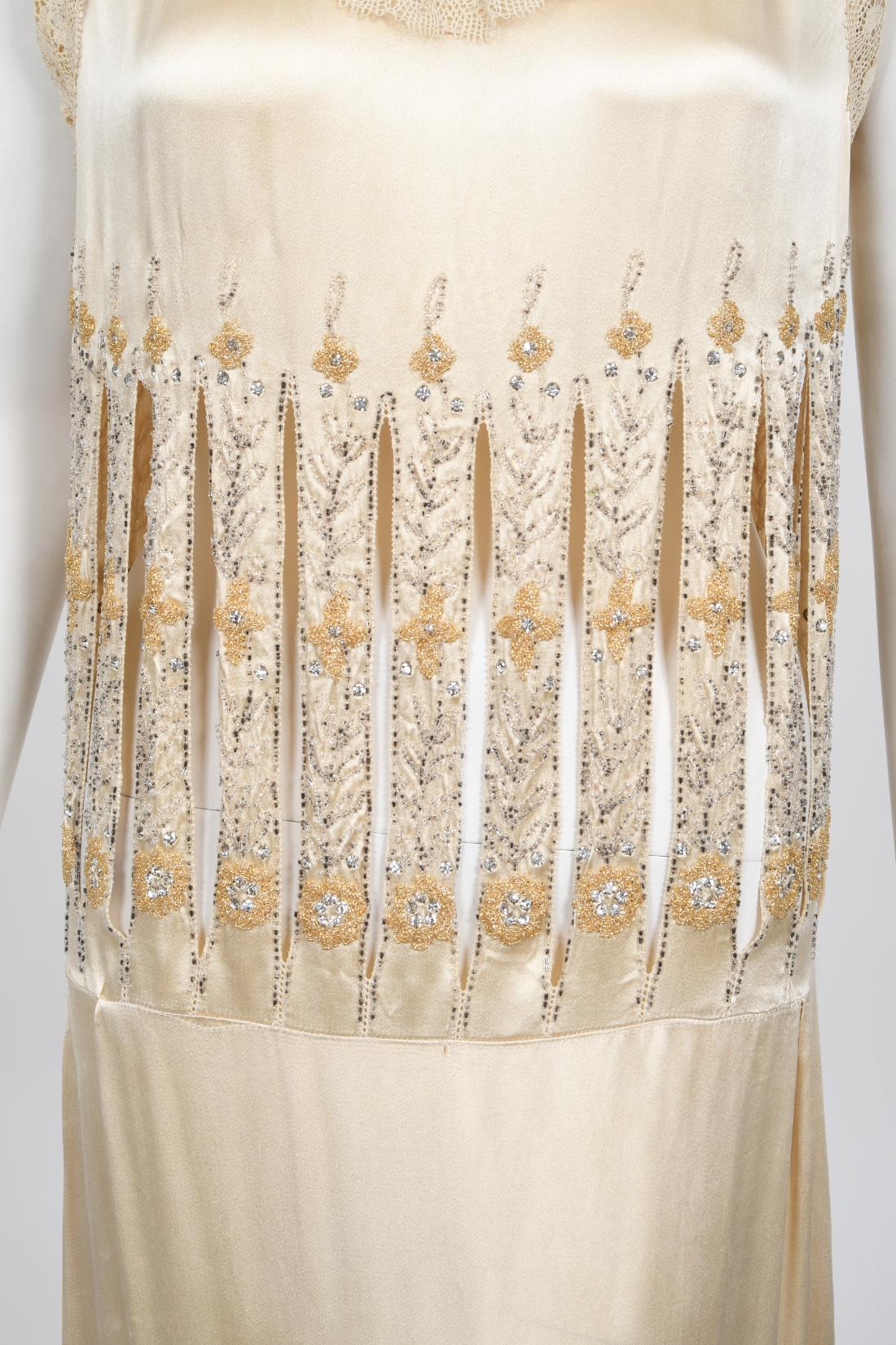 Women's Vintage 1920s Beaded Rhinestone Cream Silk Birdcage Cut-Out Fringe Flapper Dress