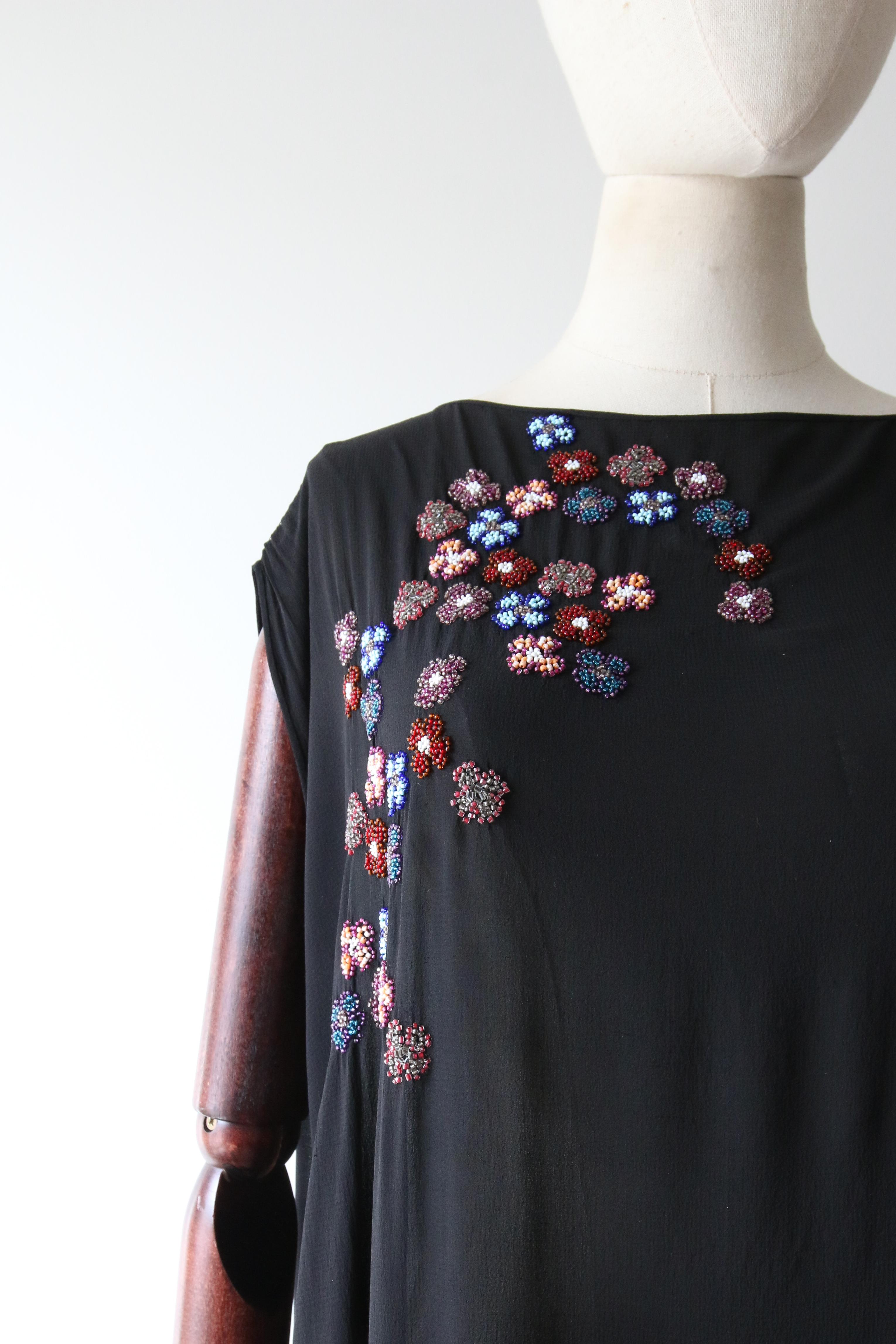 Vintage 1920's black silk floral beaded evening dress with train daisy UK 14-18  In Good Condition For Sale In Cheltenham, GB