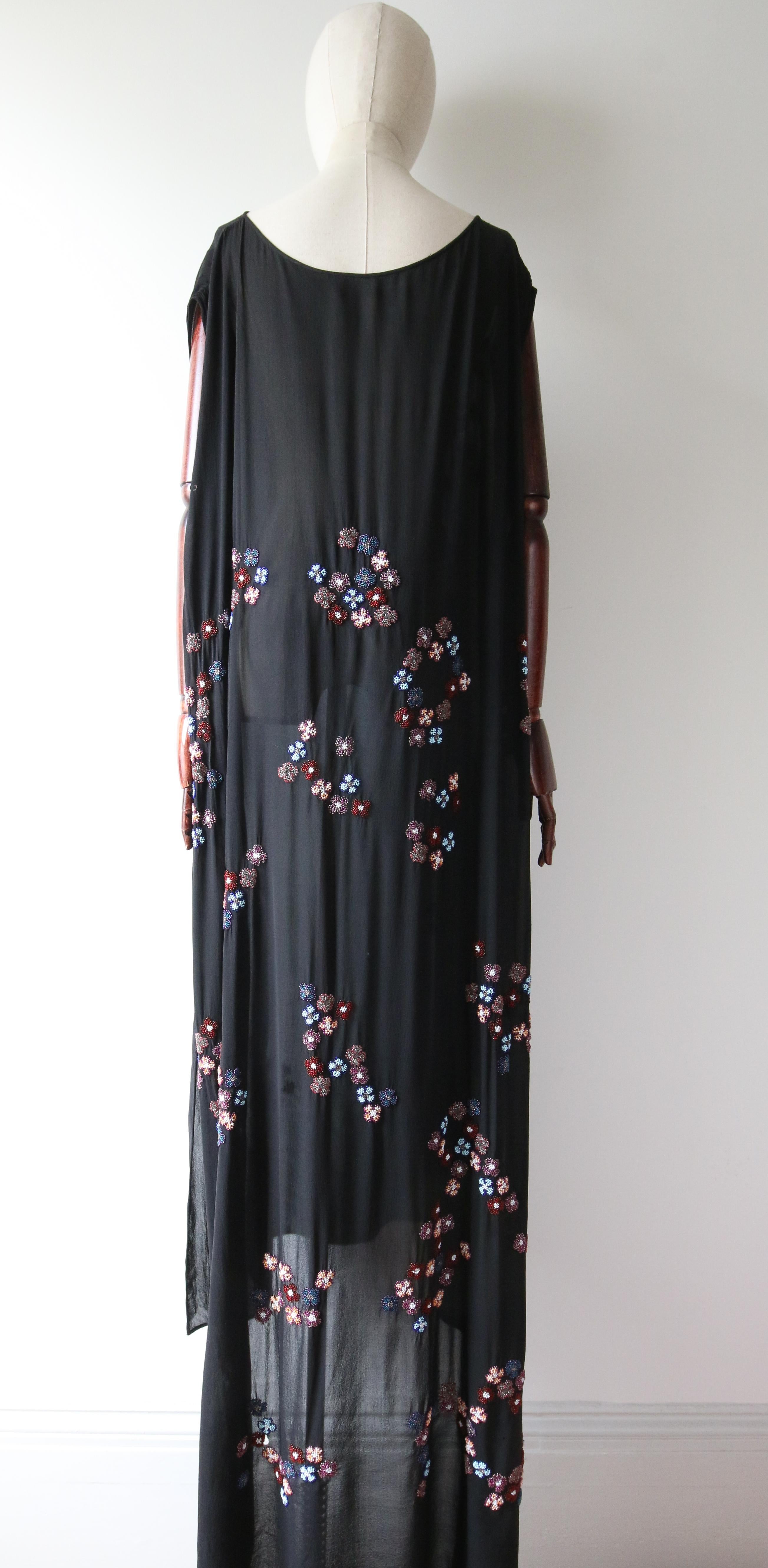Vintage 1920's black silk floral beaded evening dress with train daisy UK 14-18  For Sale 5