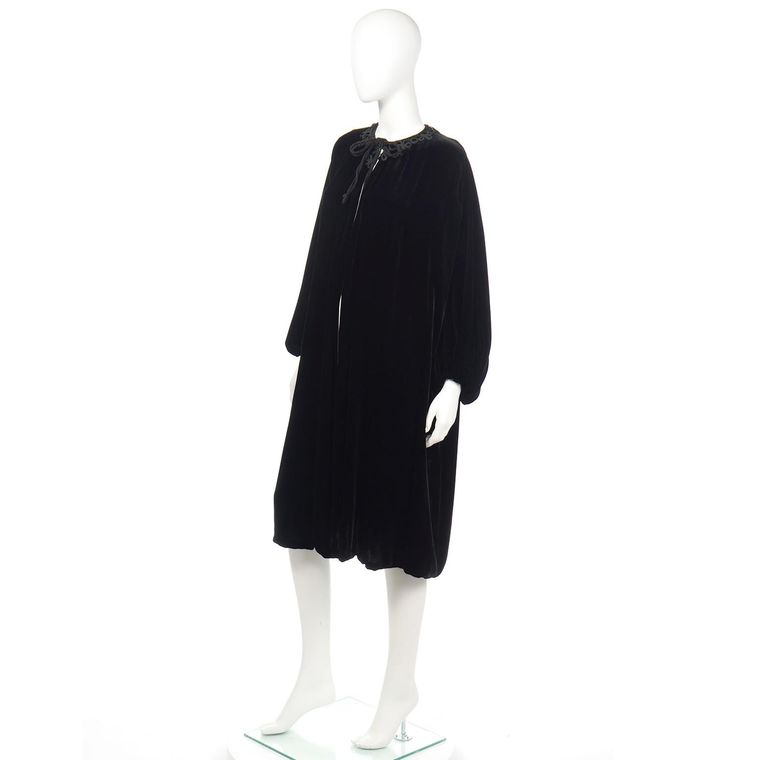 Women's Vintage 1920's Black Silk Velvet Evening Coat w Soutache Trim For Sale