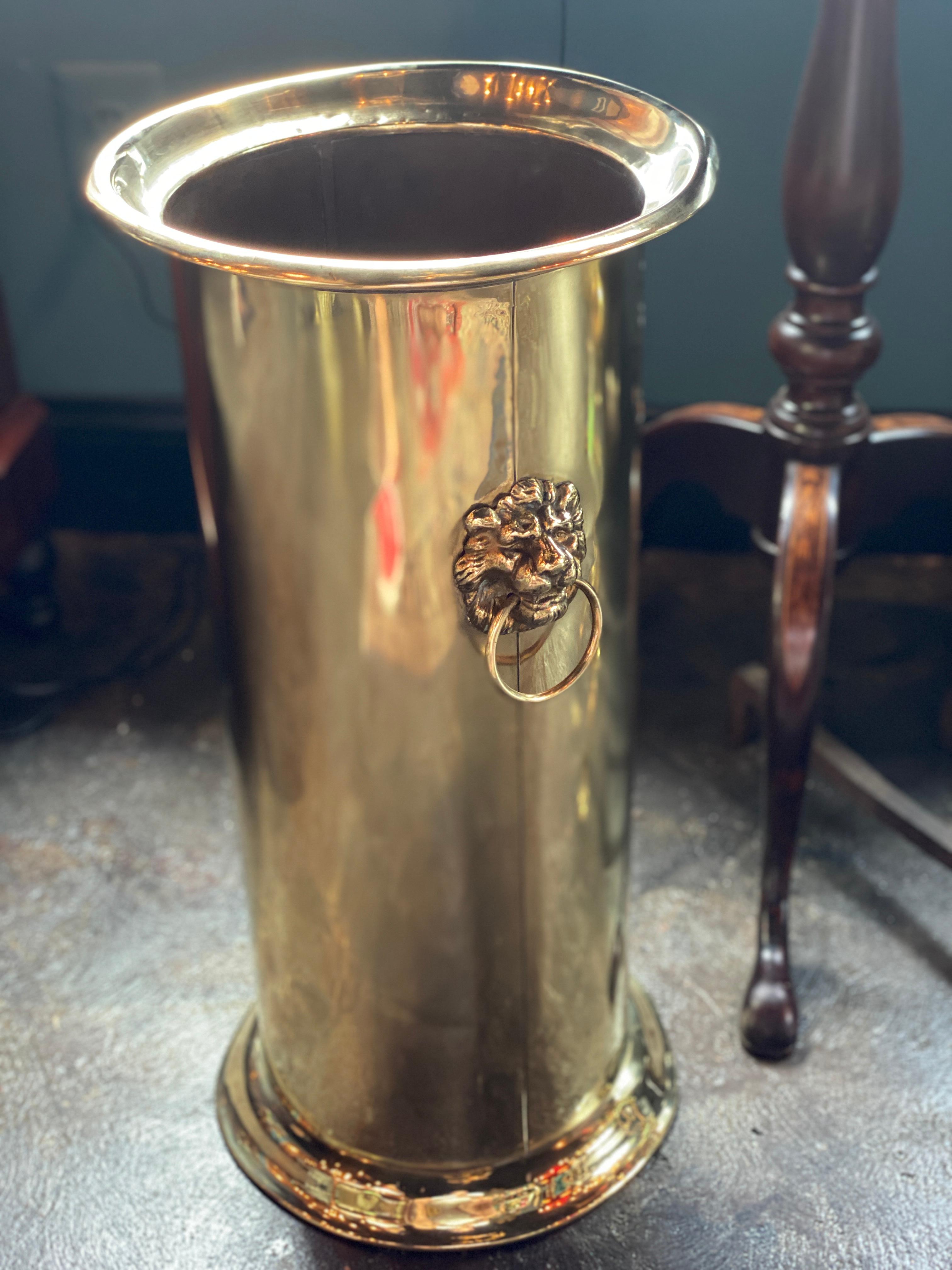 Vintage 1920's Brass Umbrella Stand In Good Condition In Nashville, TN