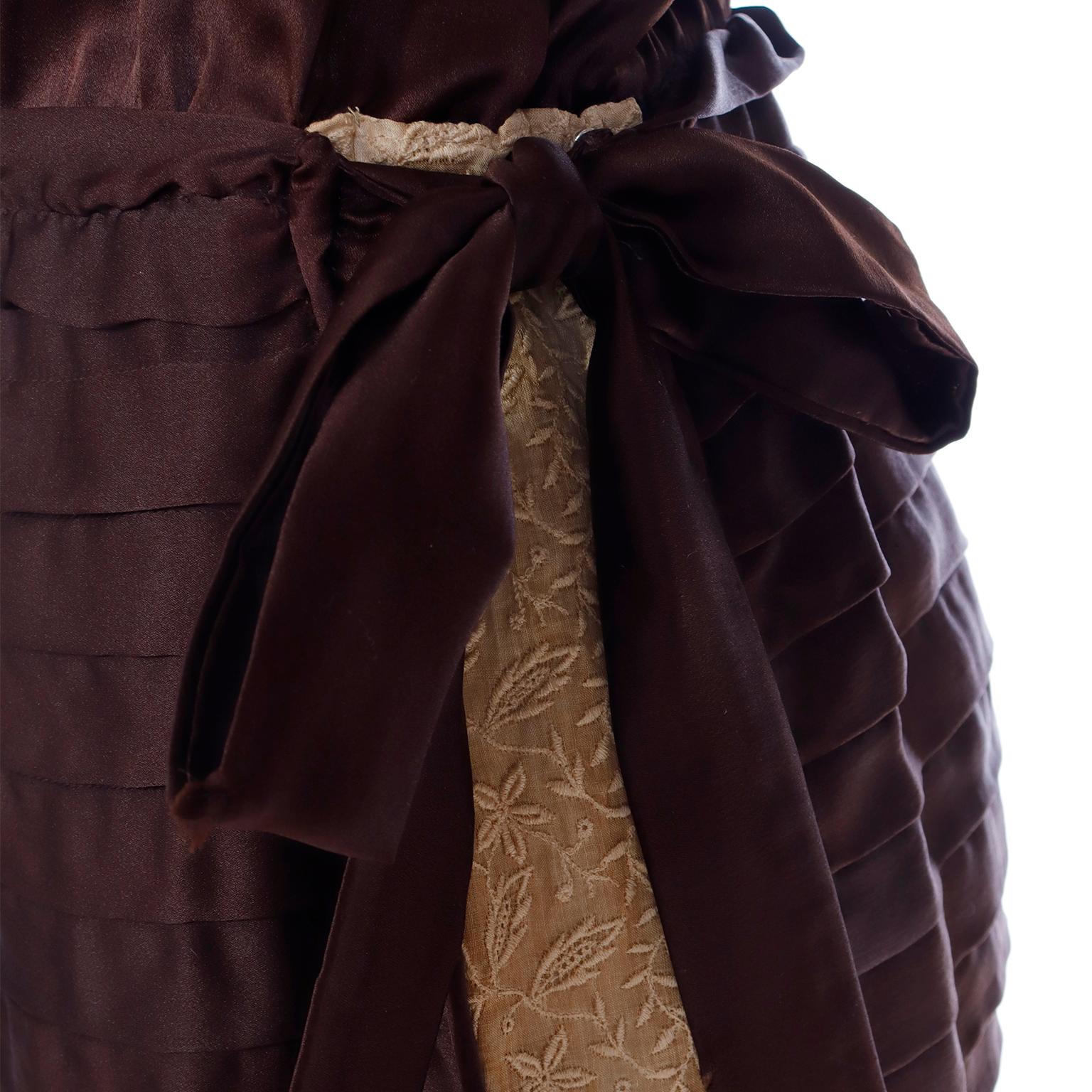 Vintage 1920s Brown Horizontally Pleated Silk Dress With Lace Detail For Sale 9