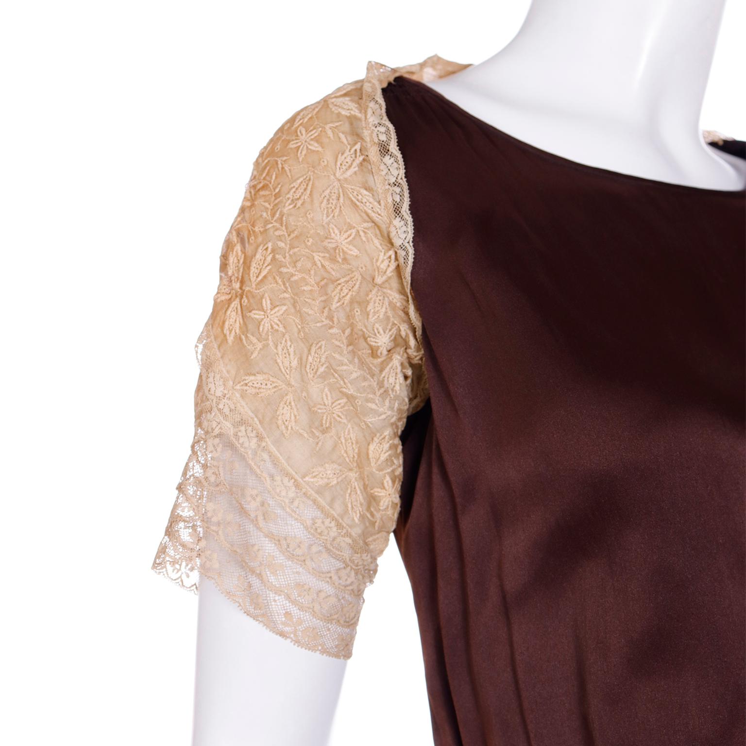 Vintage 1920s Brown Horizontally Pleated Silk Dress With Lace Detail For Sale 5