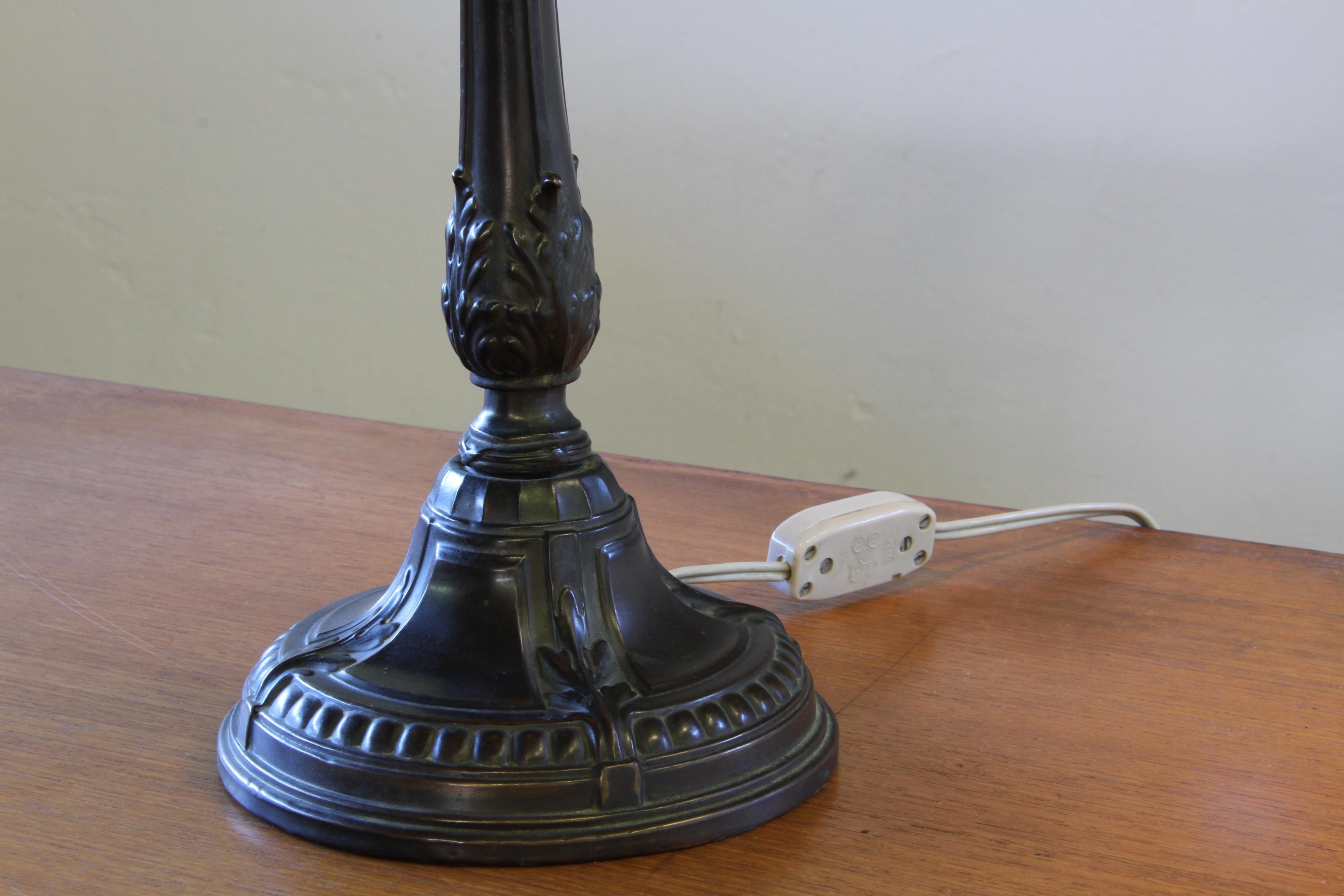 Early 20th Century Vintage 1920s Danish Table Lamp in the Style of Just Andersen Diskometal design For Sale
