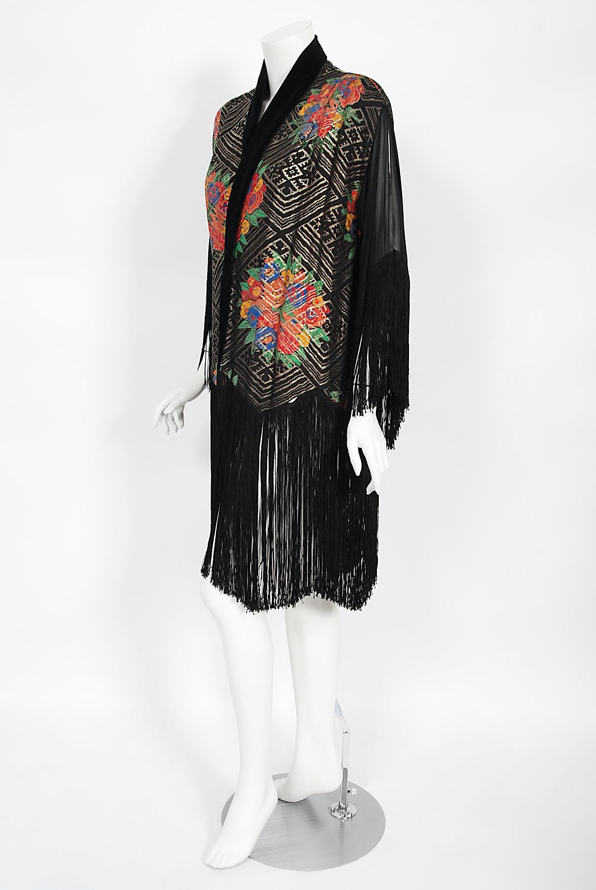 Vintage 1920's French Colorful Floral Silk Lamé Flapper Fringe Art Deco Jacket In Good Condition In Beverly Hills, CA