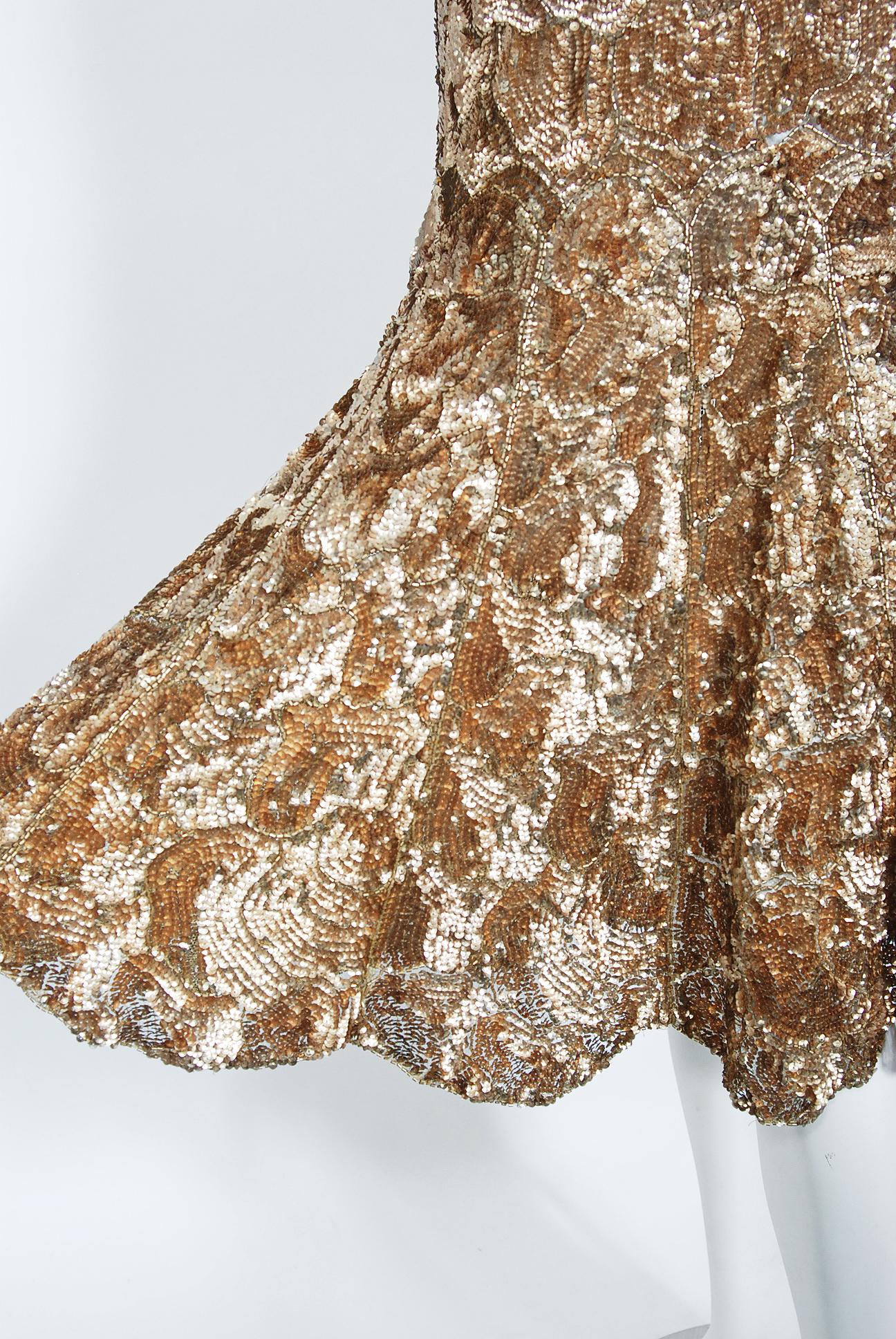 Women's Vintage 1920's French Metallic Gold Beaded Sequin Cotton-Net Flapper Deco Dress 