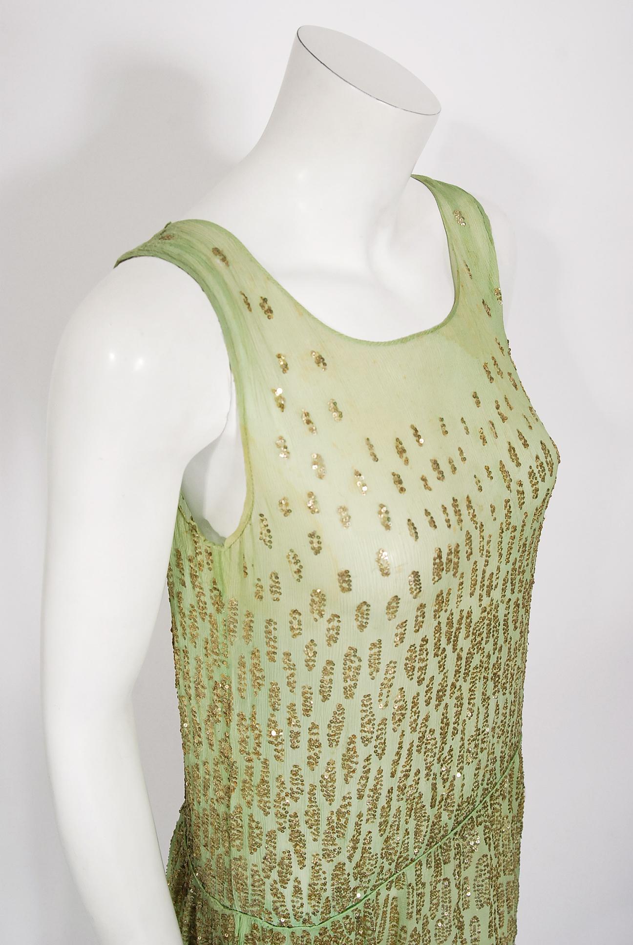 Vintage 1920's French Mint-Green Beaded Sequin Silk Chiffon Draped Flapper Dress For Sale 3