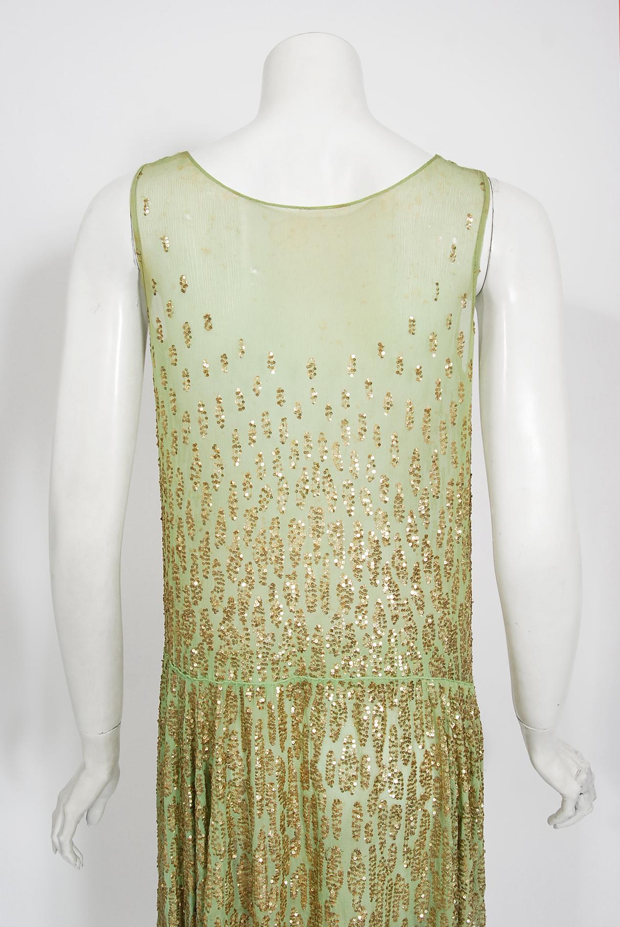 Vintage 1920's French Mint-Green Beaded Sequin Silk Chiffon Draped Flapper Dress For Sale 5