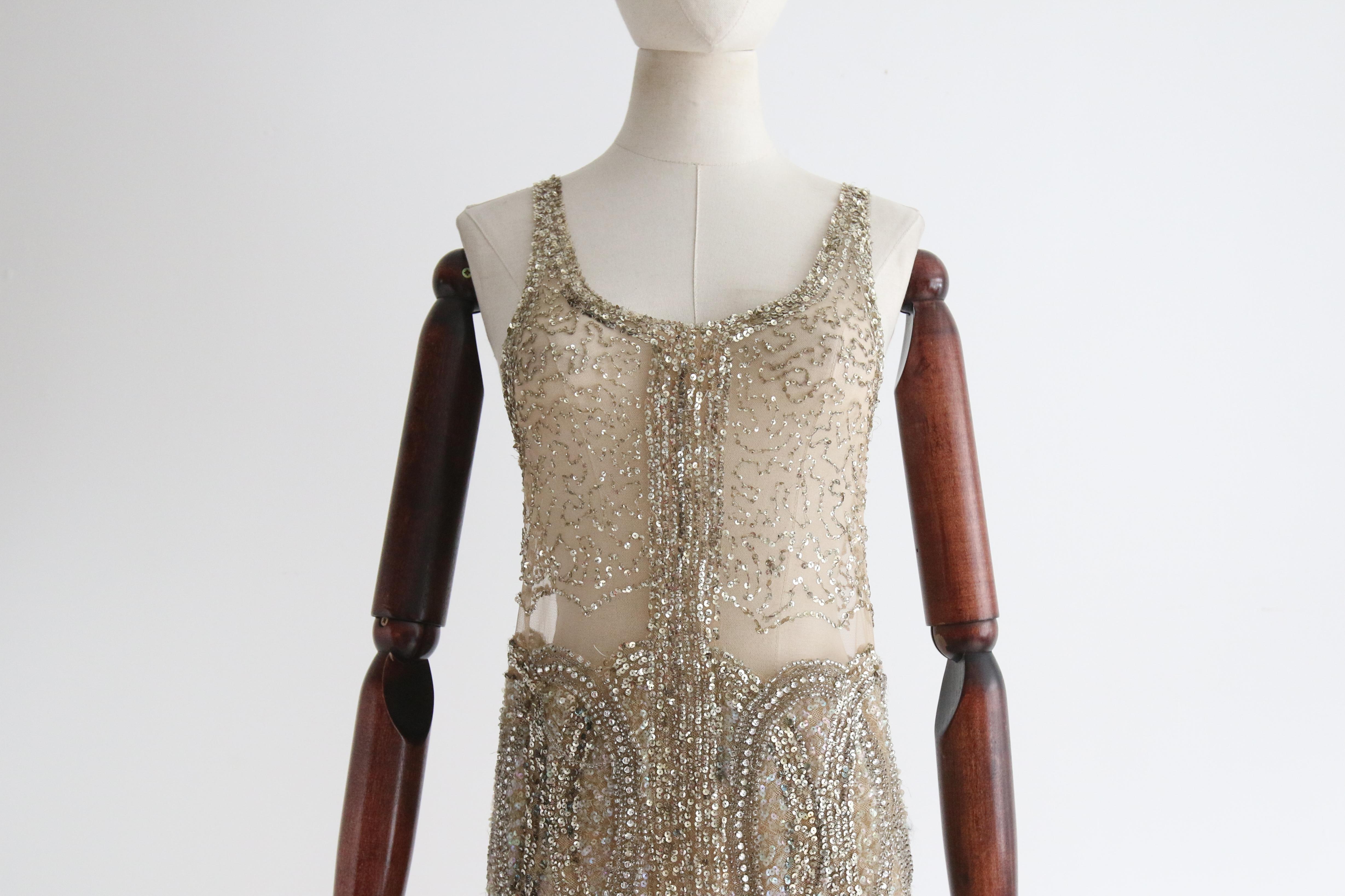 Vintage 1920er Gold Perlen Pailletten Kleid Flapper Kleid UK 6-8 US 2-4 im Angebot 1