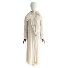 Vintage 1920's Ivory Silk Velvet Pleated Coat UK 14-16 US 10-12