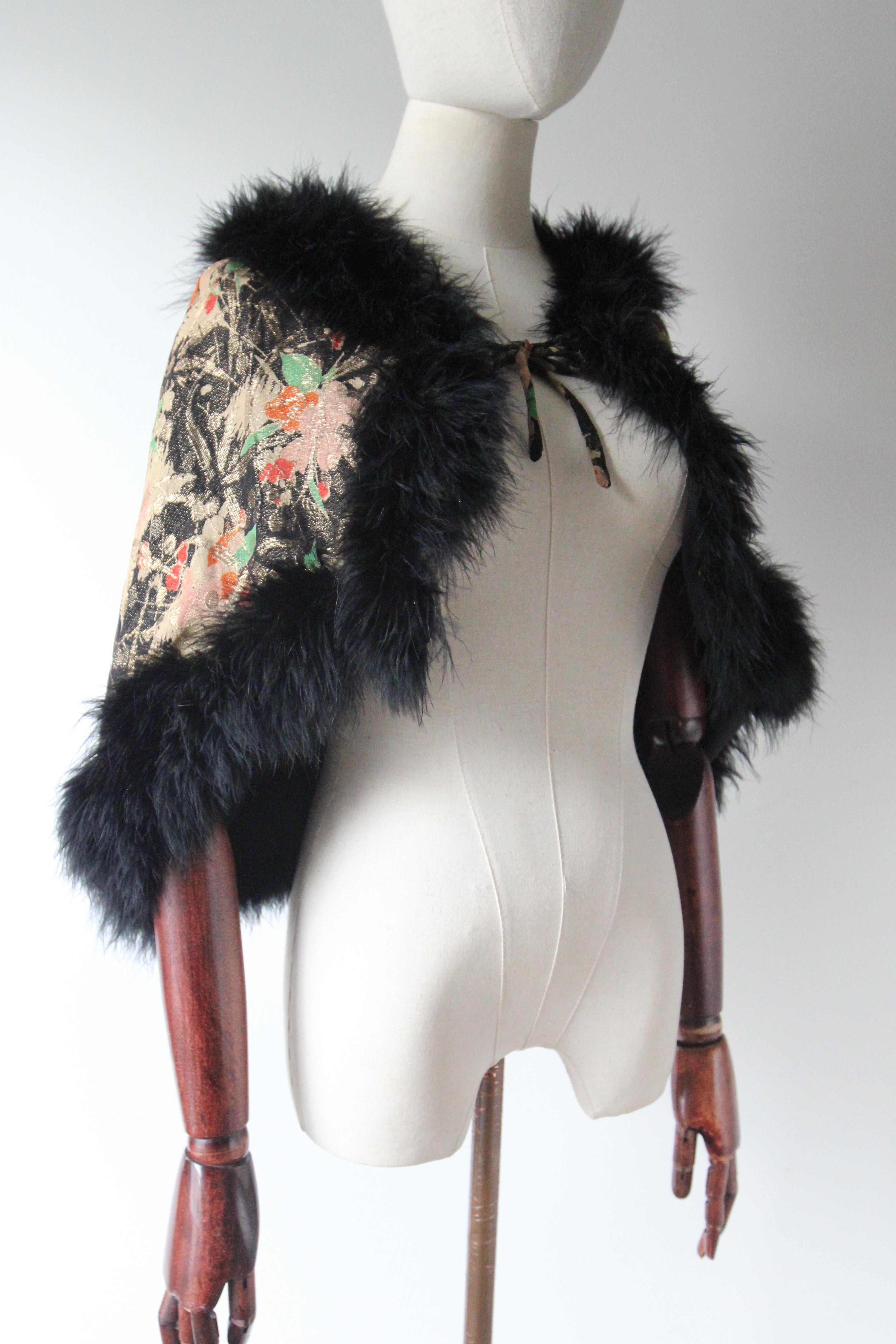 Vintage 1920's Lamé Floral Cape Marabou Trim Lamé Shoulder cape roaring 20s In Good Condition In Cheltenham, GB