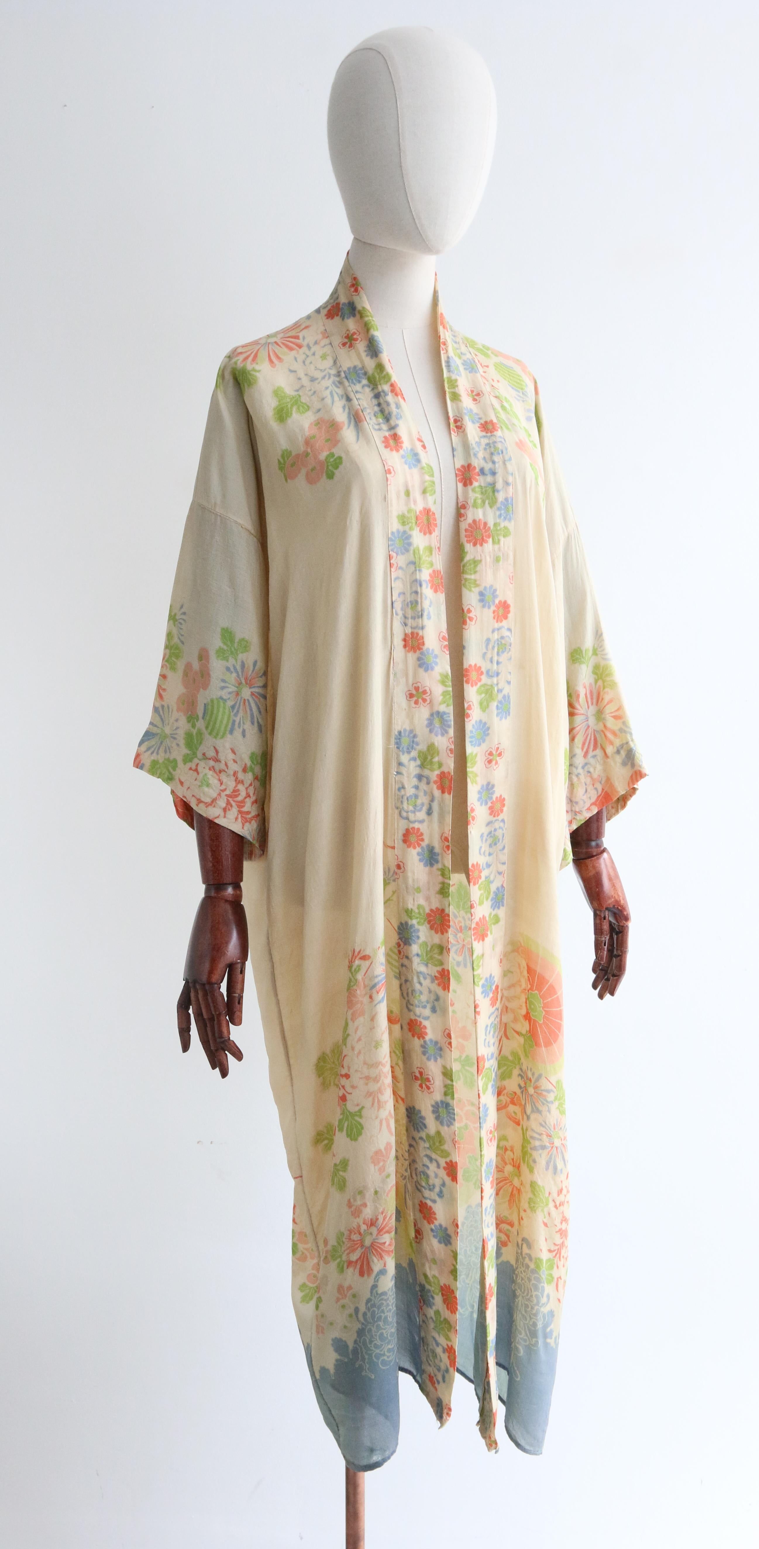 Women's or Men's Vintage 1920's Pongee Silk Floral Robe UK 8-14 US 4-10