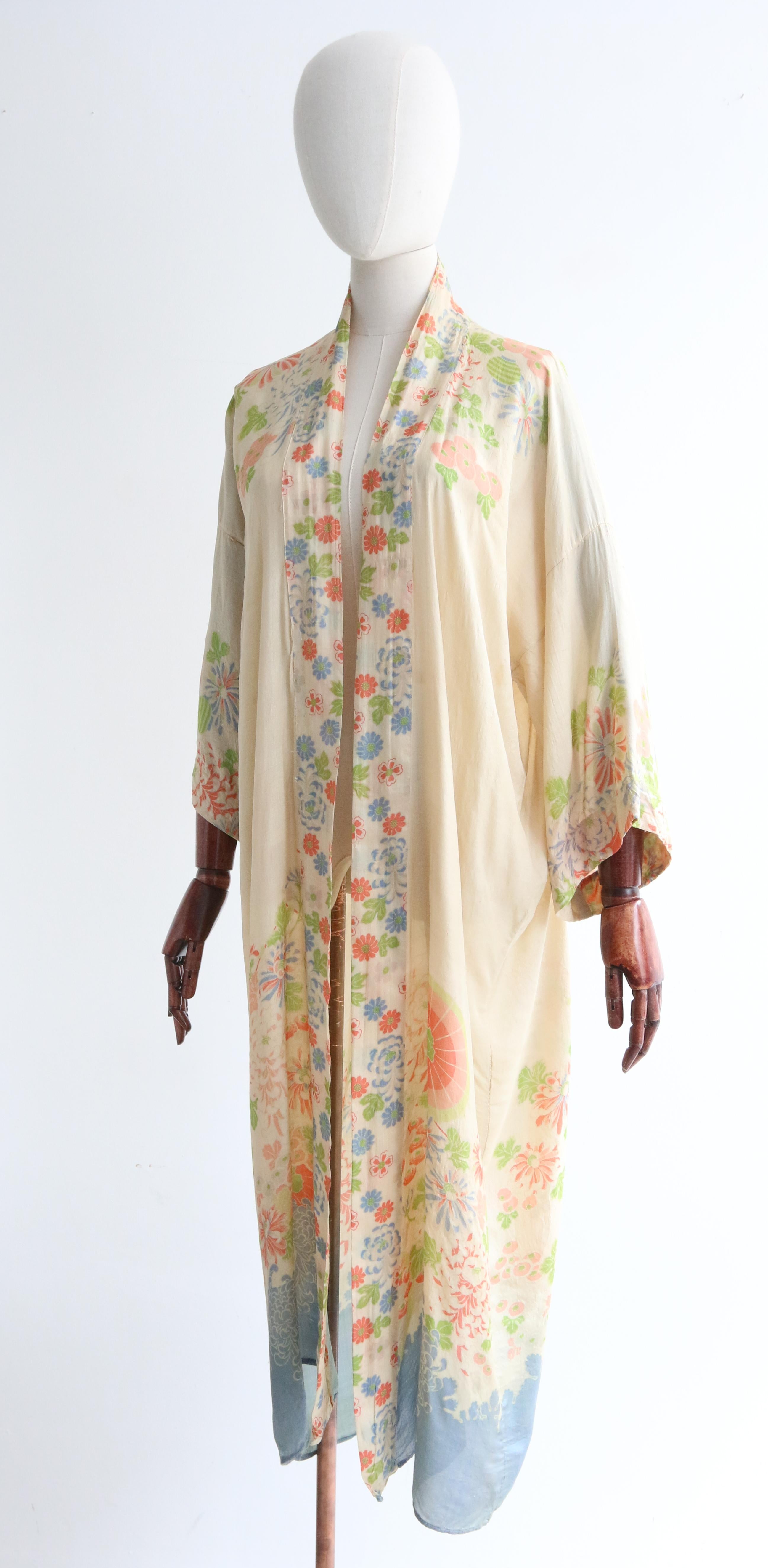 Vintage 1920's Pongee Silk Floral Robe UK 8-14 US 4-10 1