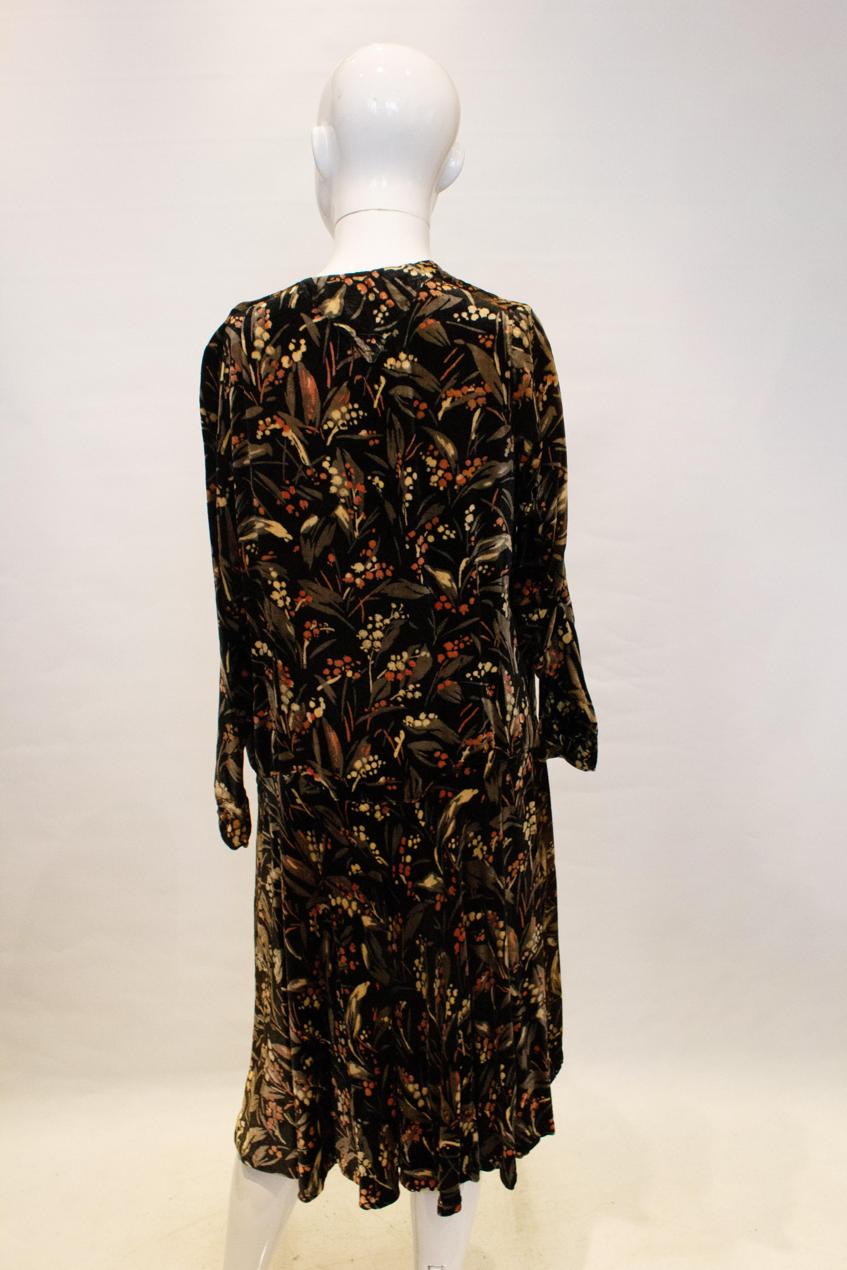 Nero Vestito vintage anni '20 in velluto stampato in vendita