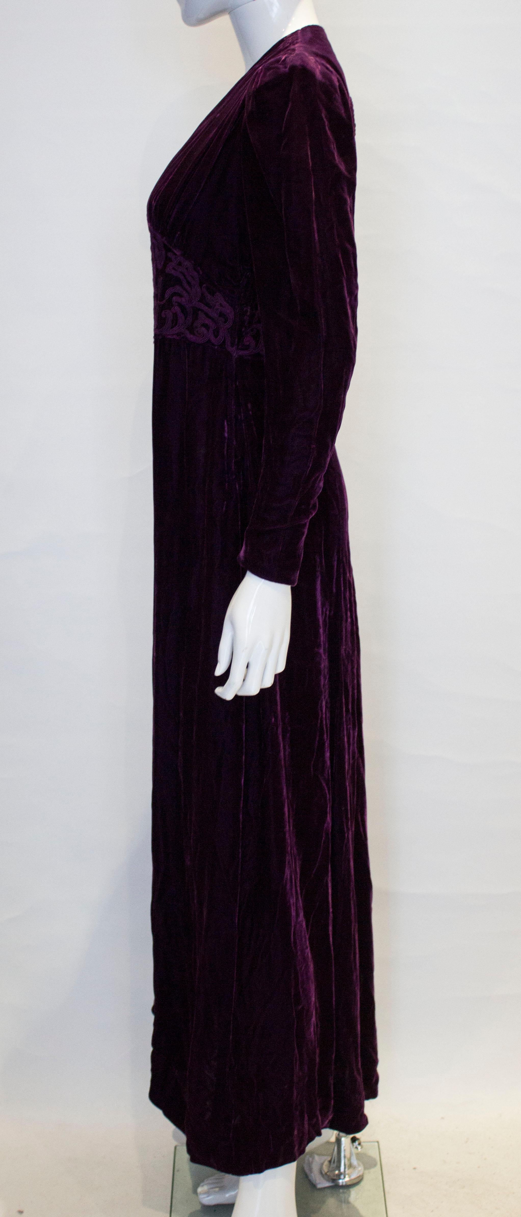 Vintage 1920s Purple Velvet Gown In Good Condition In London, GB