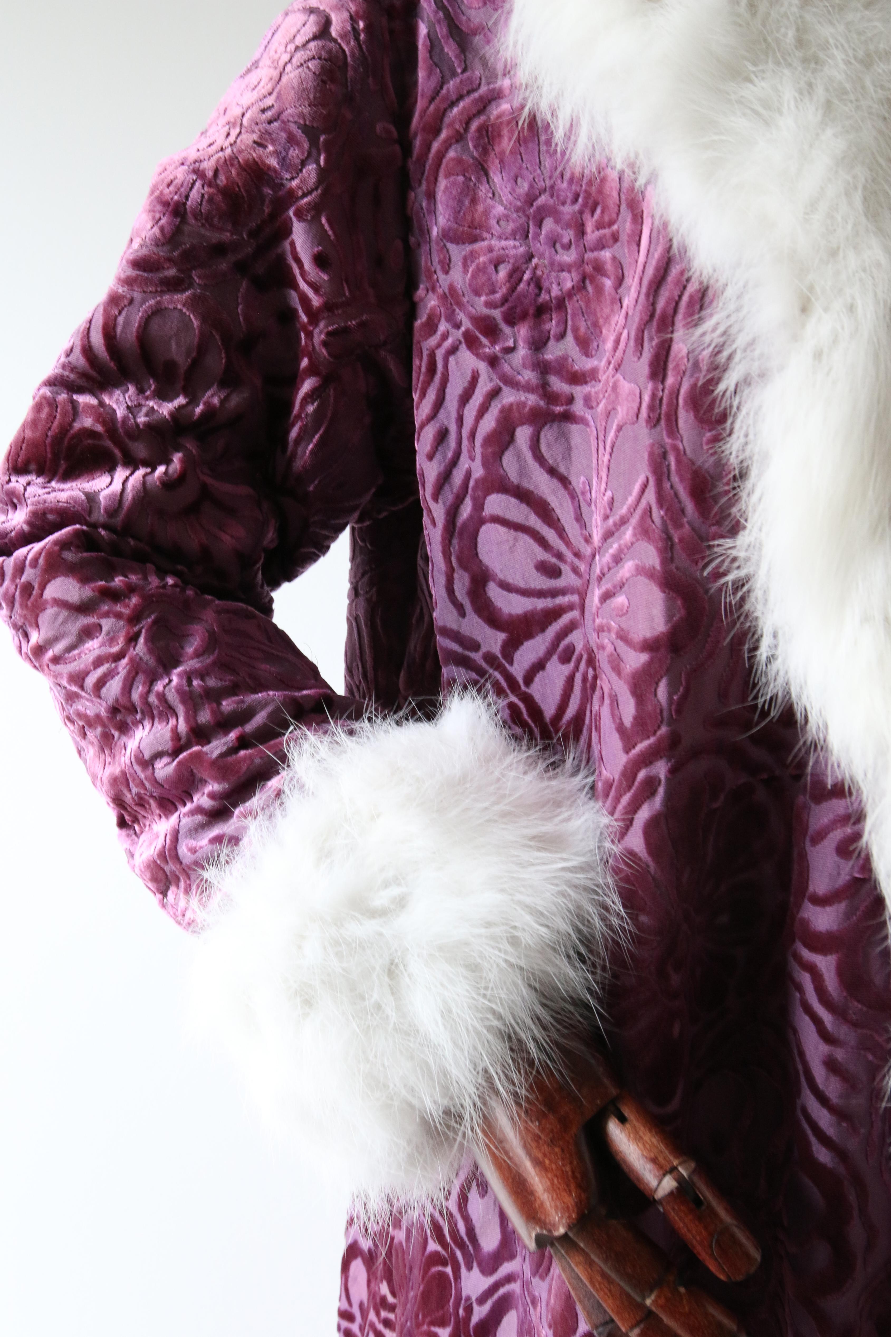 Vintage 1920's Silk devoré coney lined flapper coat purple velvet coat UK 8-10 1