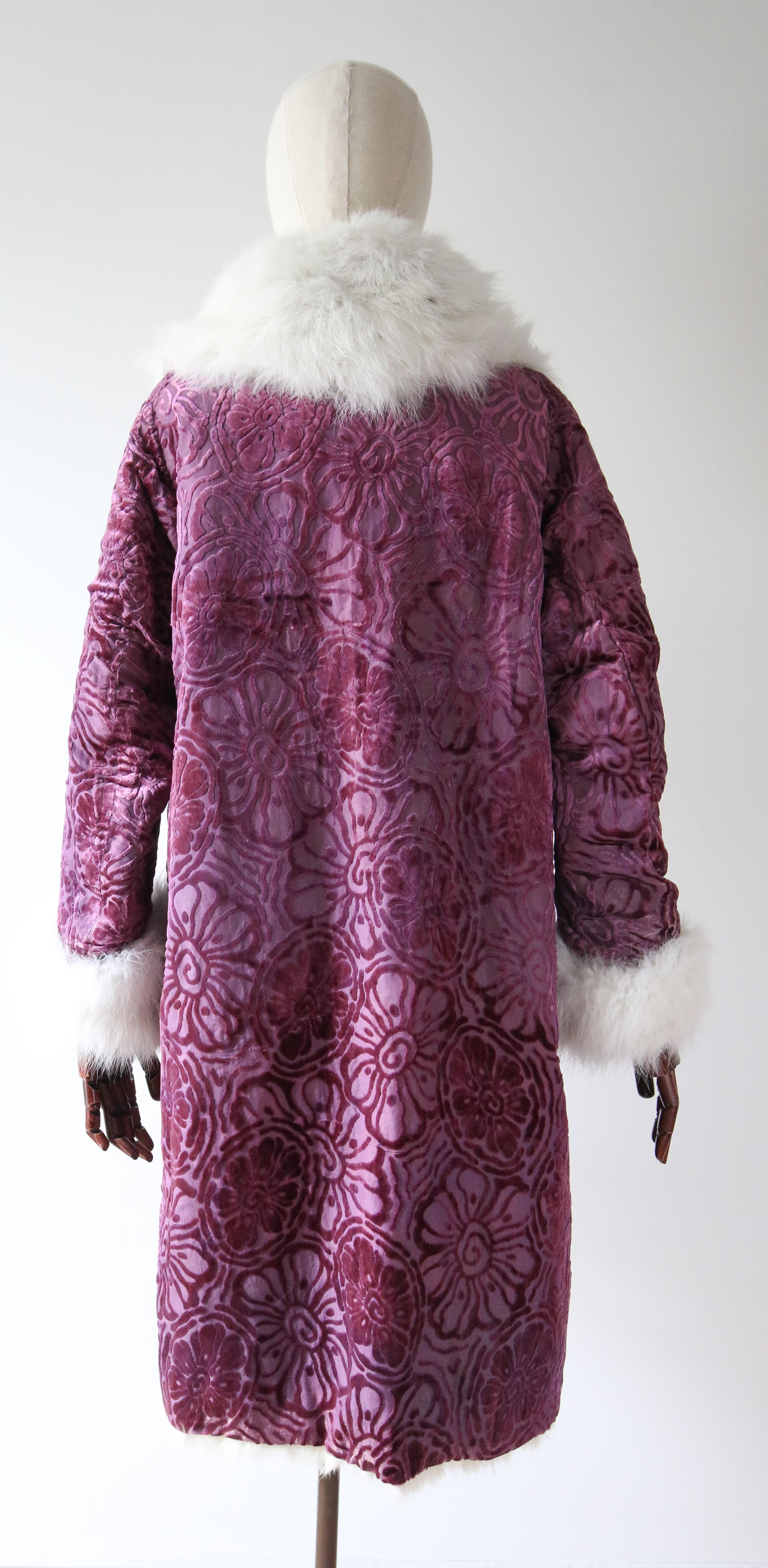 Vintage 1920's Silk devoré coney lined flapper coat purple velvet coat UK 8-10 3