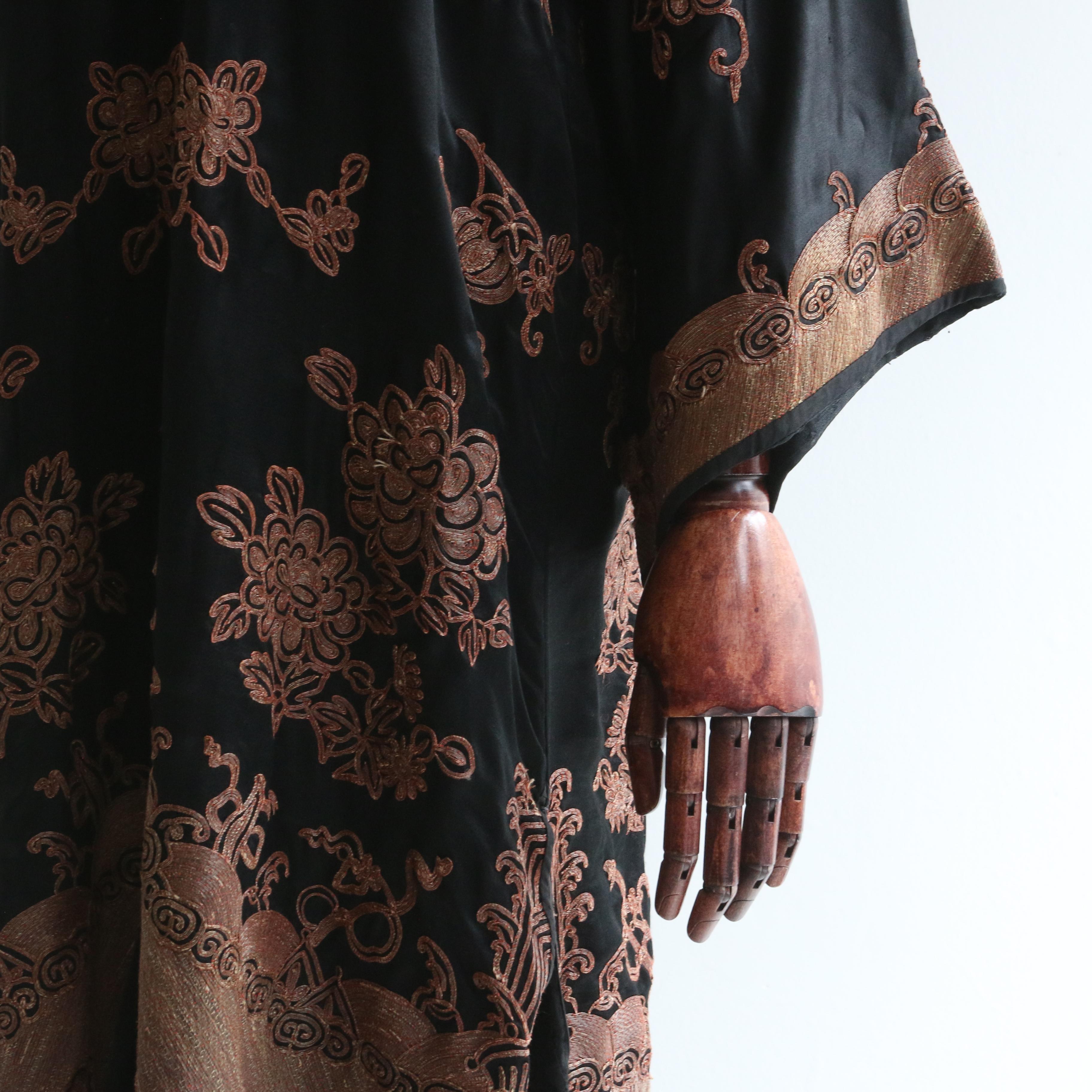 Vintage 1920's Silk Lamé Embroidered Jacket UK 10-14 US 6-10 3