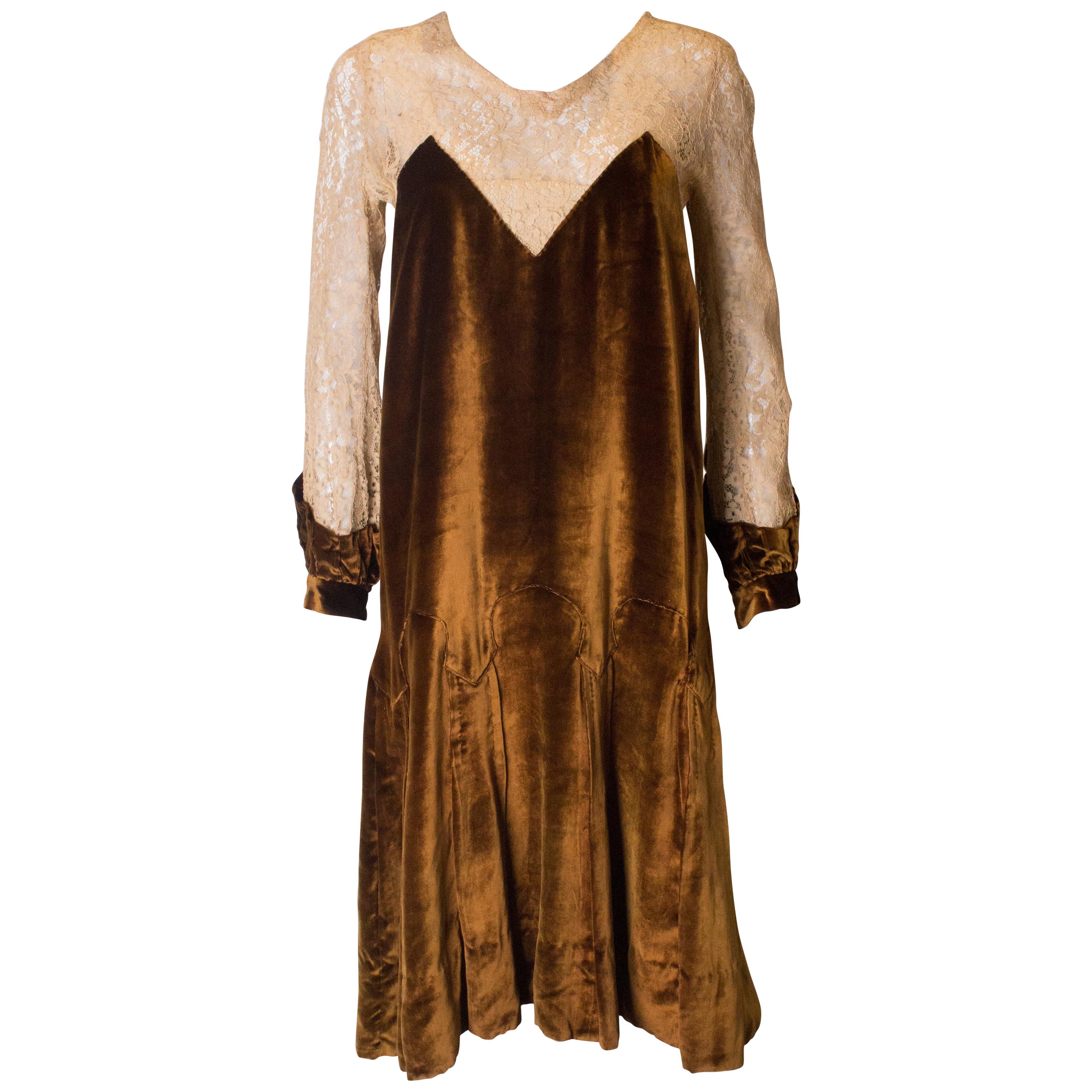 Vintage 1920s Silk Velvet and Lace Dress For Sale
