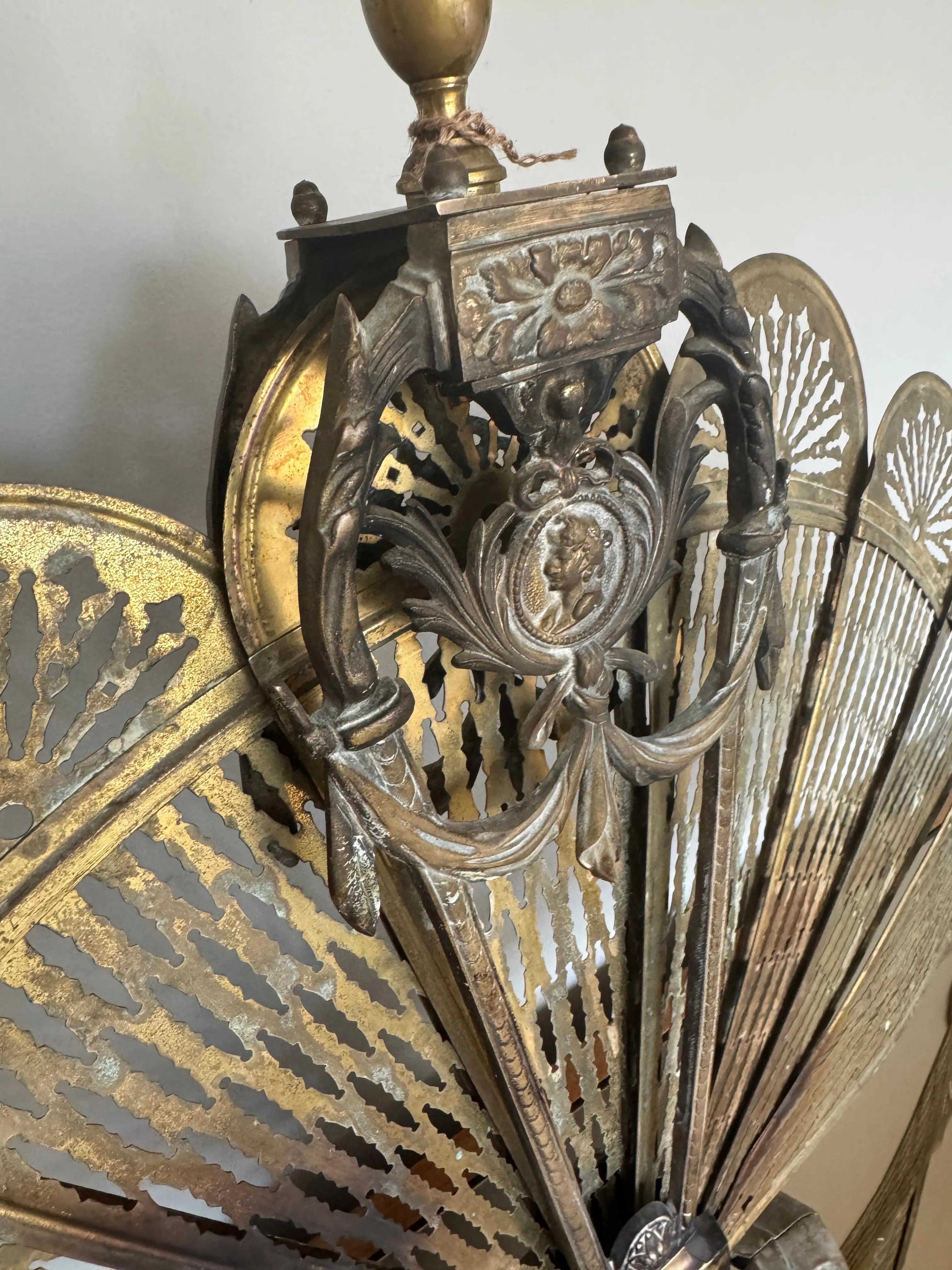 American Vintage 1920s Victorian-Style Brass Peacock Cameo Folding Fireplace Fan Screen For Sale