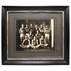 Fotografía vintage de 1920 del equipo de baloncesto W.H.S.